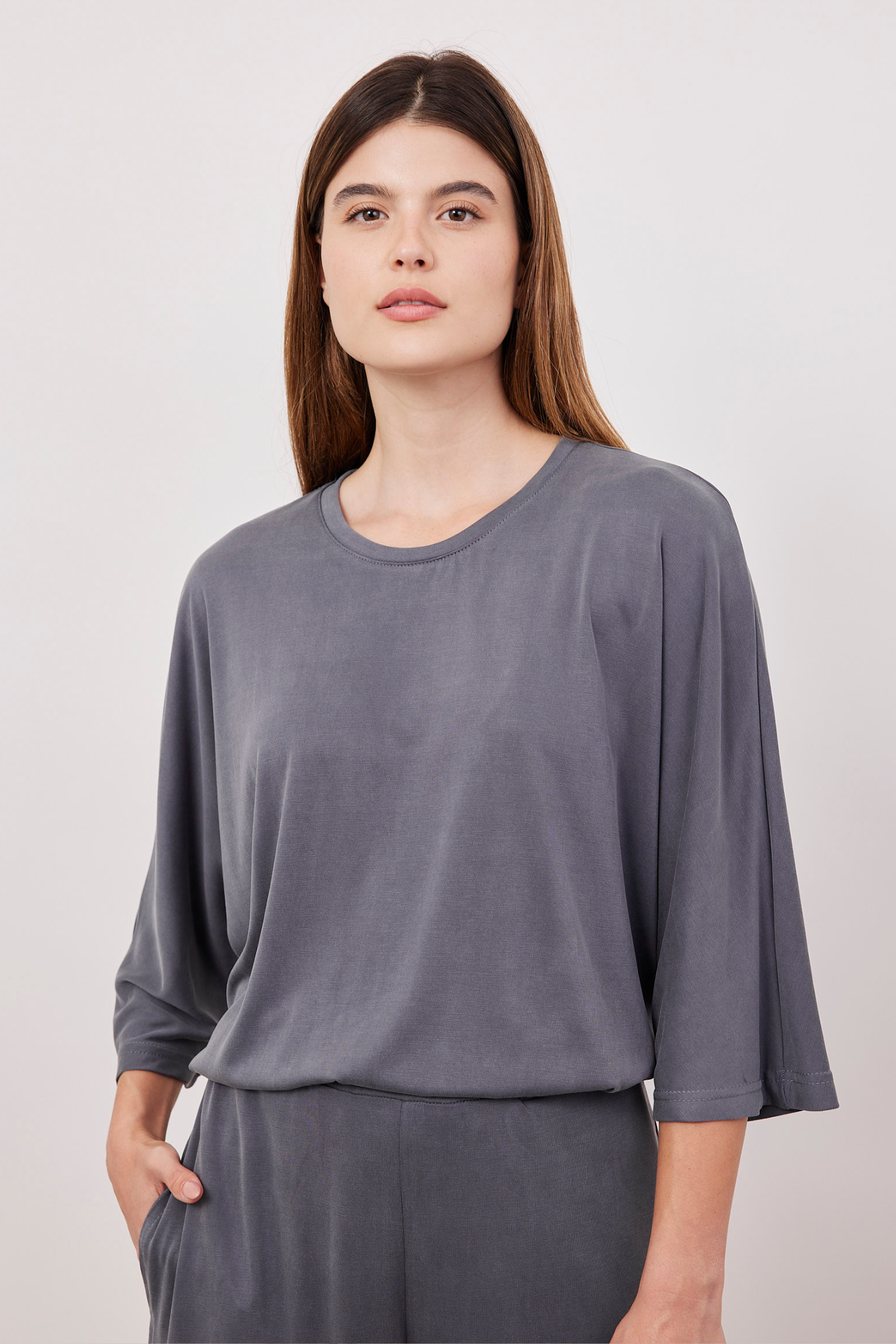 חולצת סריג מבד מודל