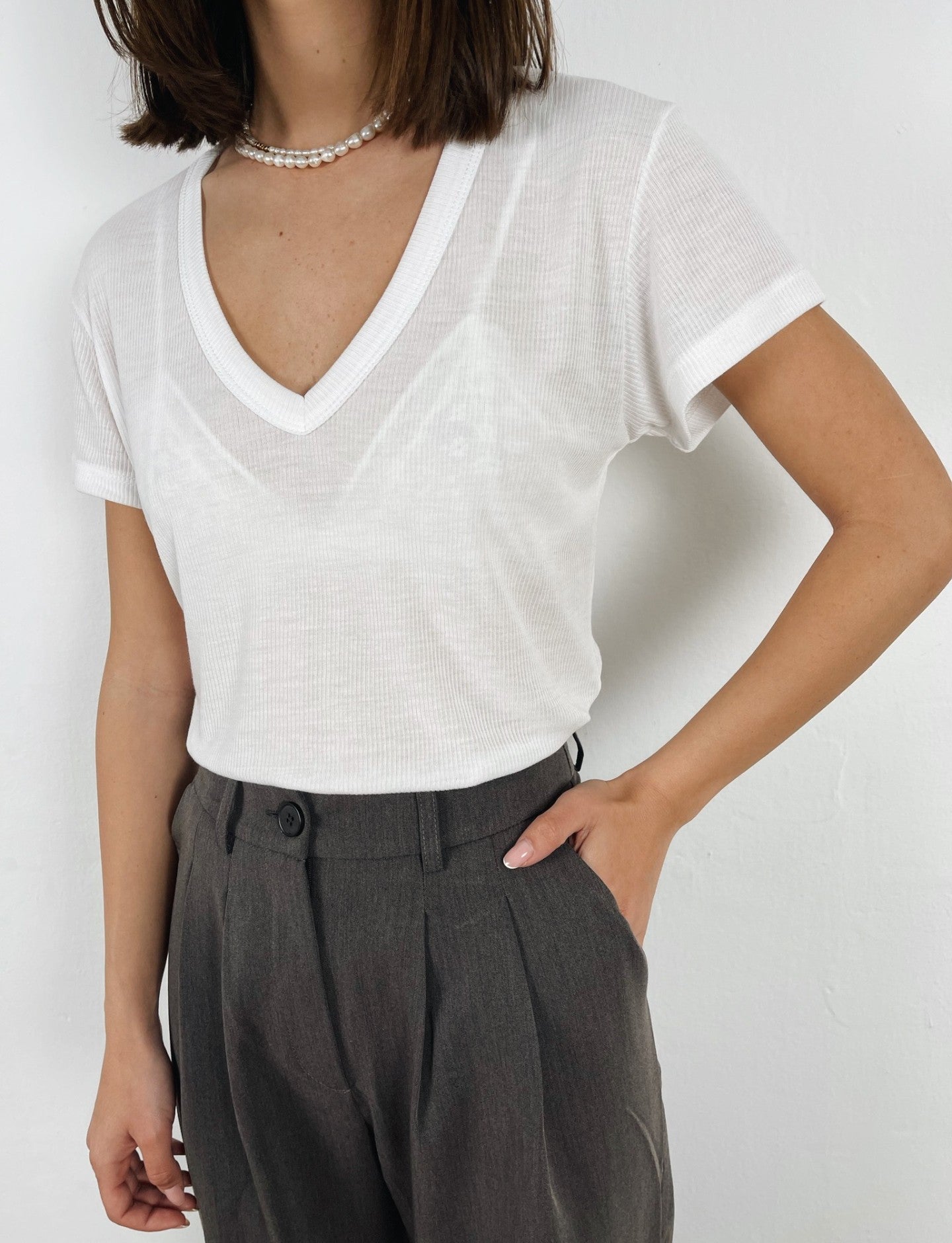 טי-שרט וי מבד רך - ITAY BRANDS