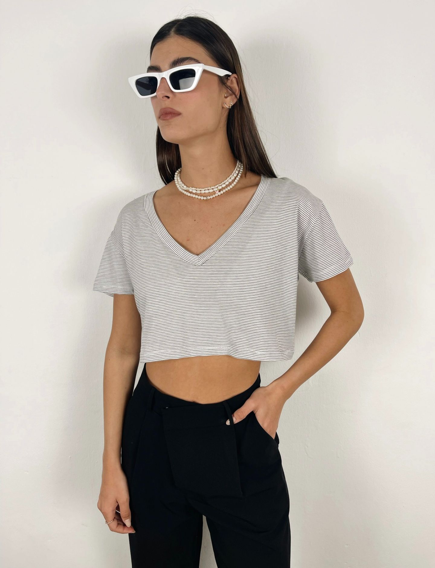 חולצת קרופ וי פסים - ITAY BRANDS