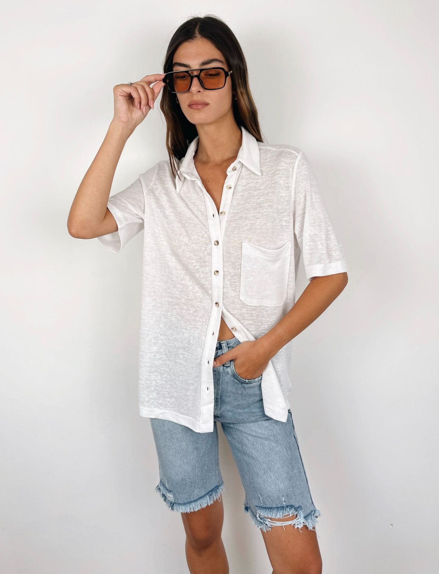 מכופתרת שקפקפה קצרה - ITAY BRANDS