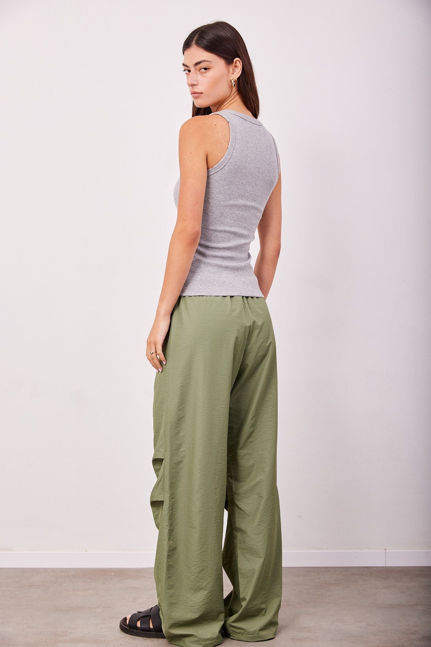 מכנסי ניילון עם כיווץ - ITAY BRANDS