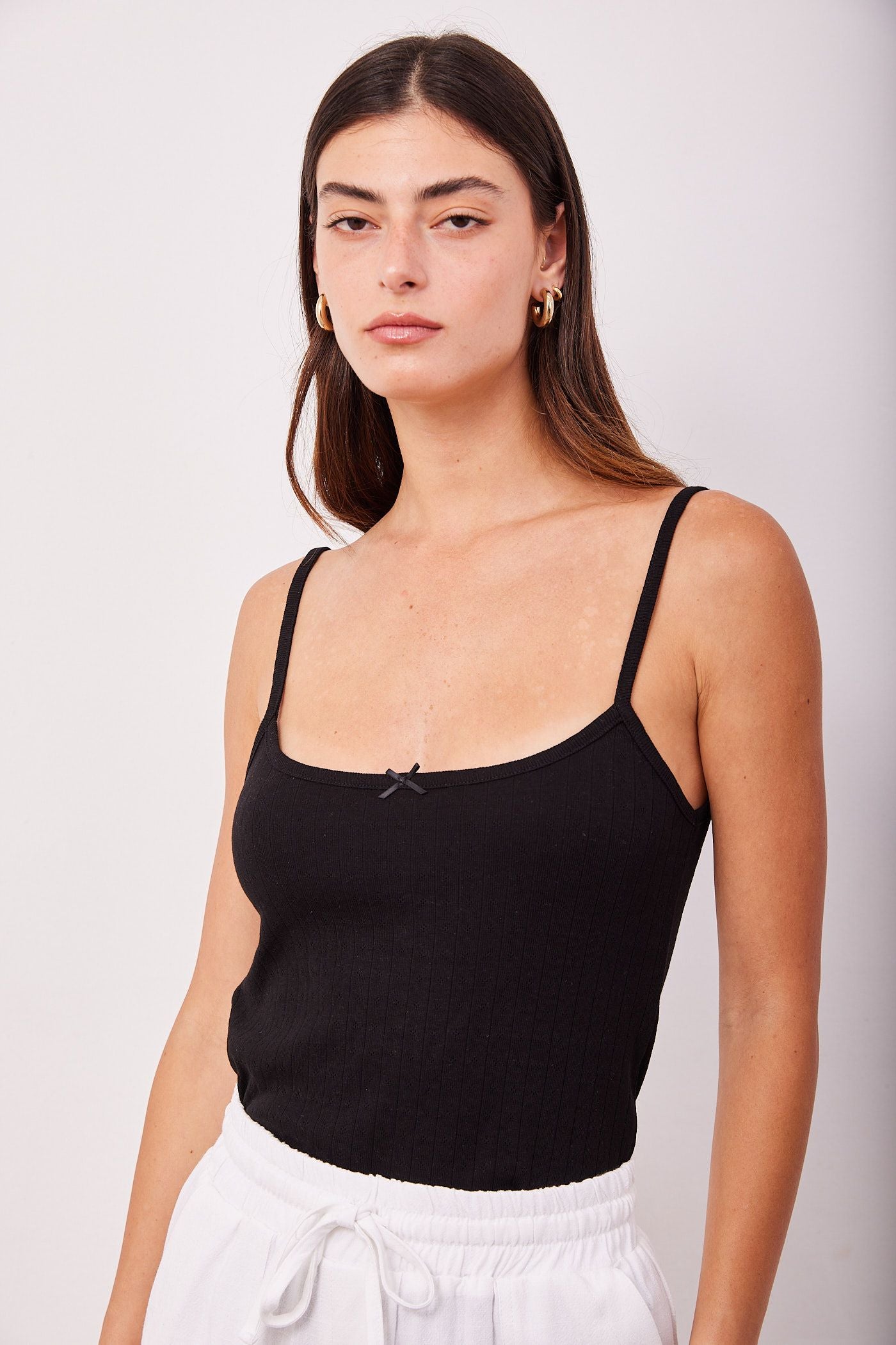 גופיה בטקסטורה רקומה - ITAY BRANDS