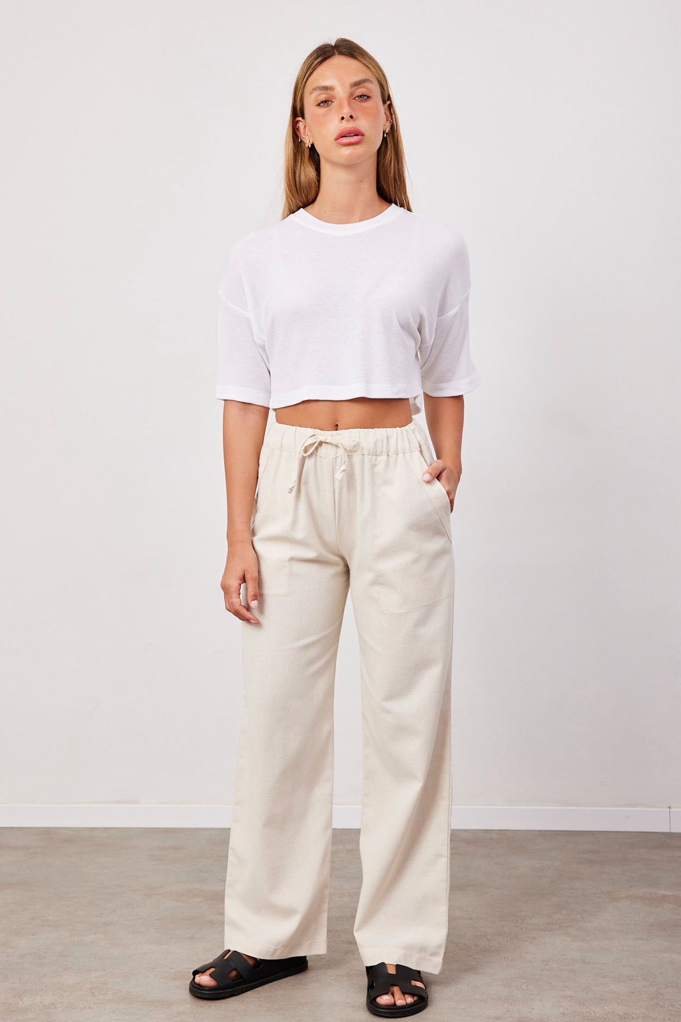 מכנסיים במראה פשתן עם קשירה - ITAY BRANDS