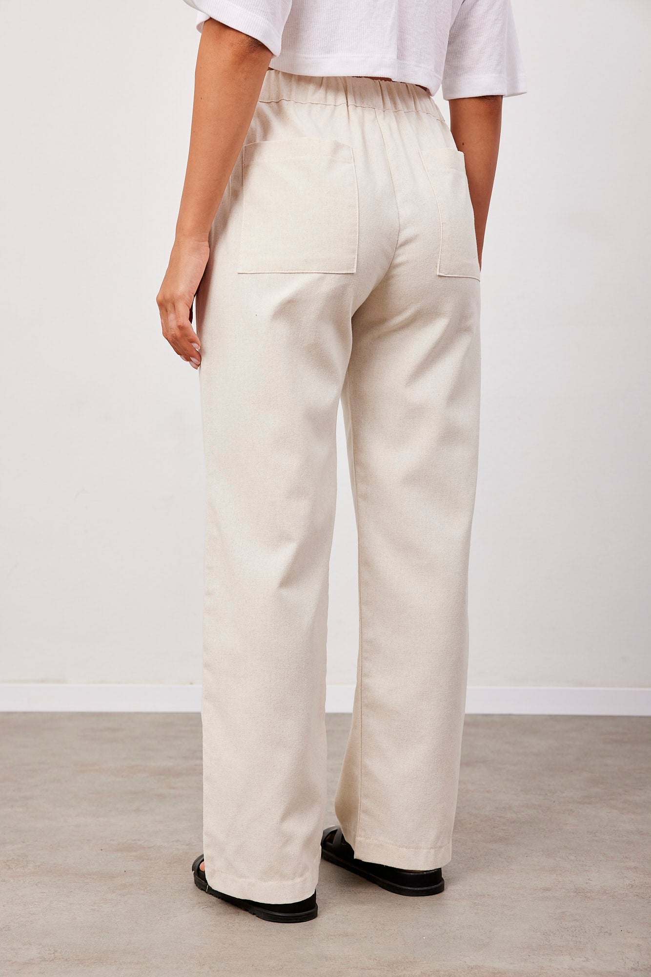 מכנסיים במראה פשתן עם קשירה - ITAY BRANDS