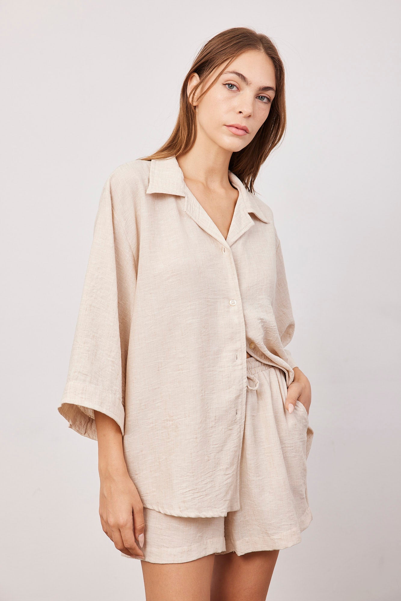 חליפה קצרה מכופתרת - ITAY BRANDS