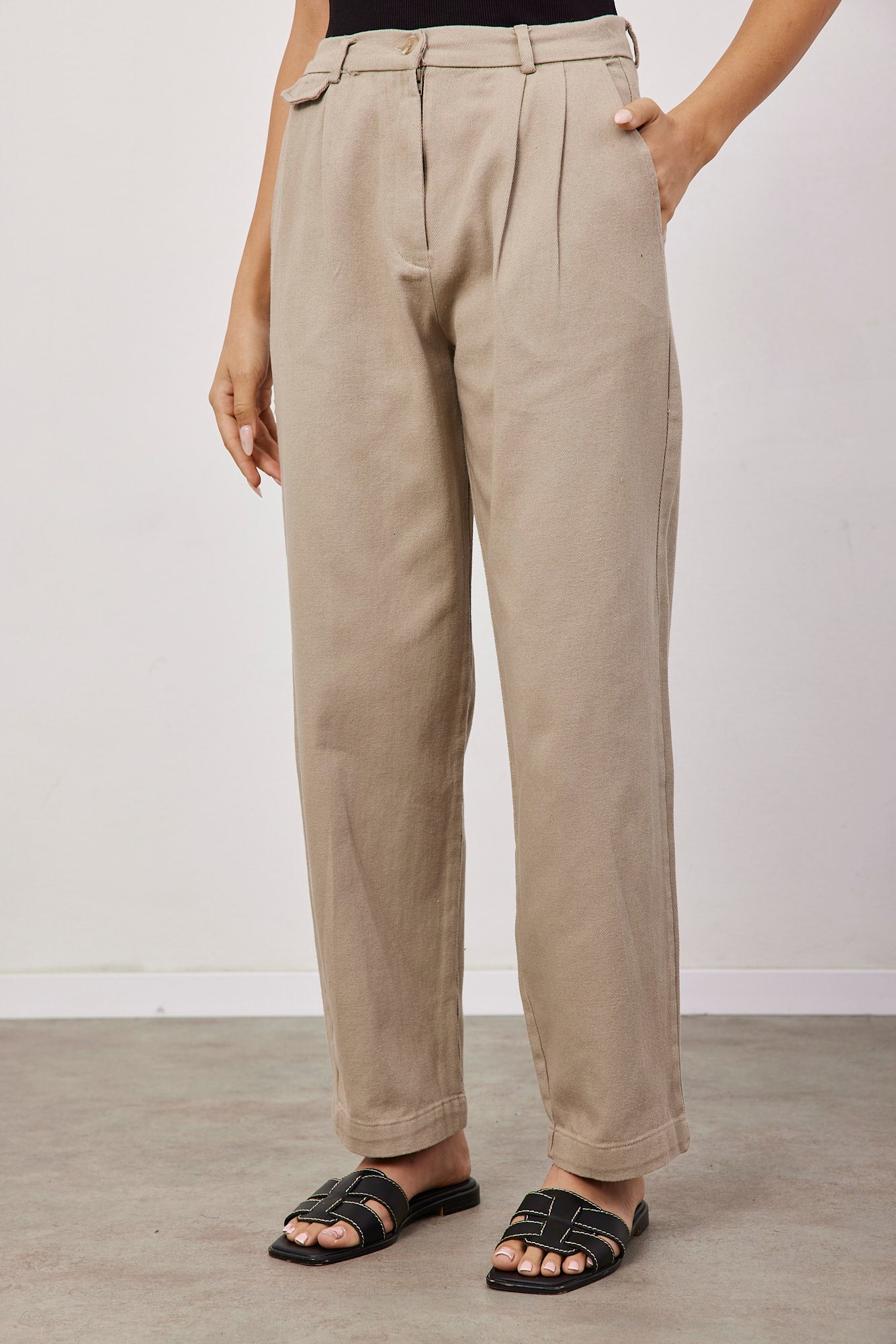 מכנסי דריל מחויטים עם כיס - ITAY BRANDS