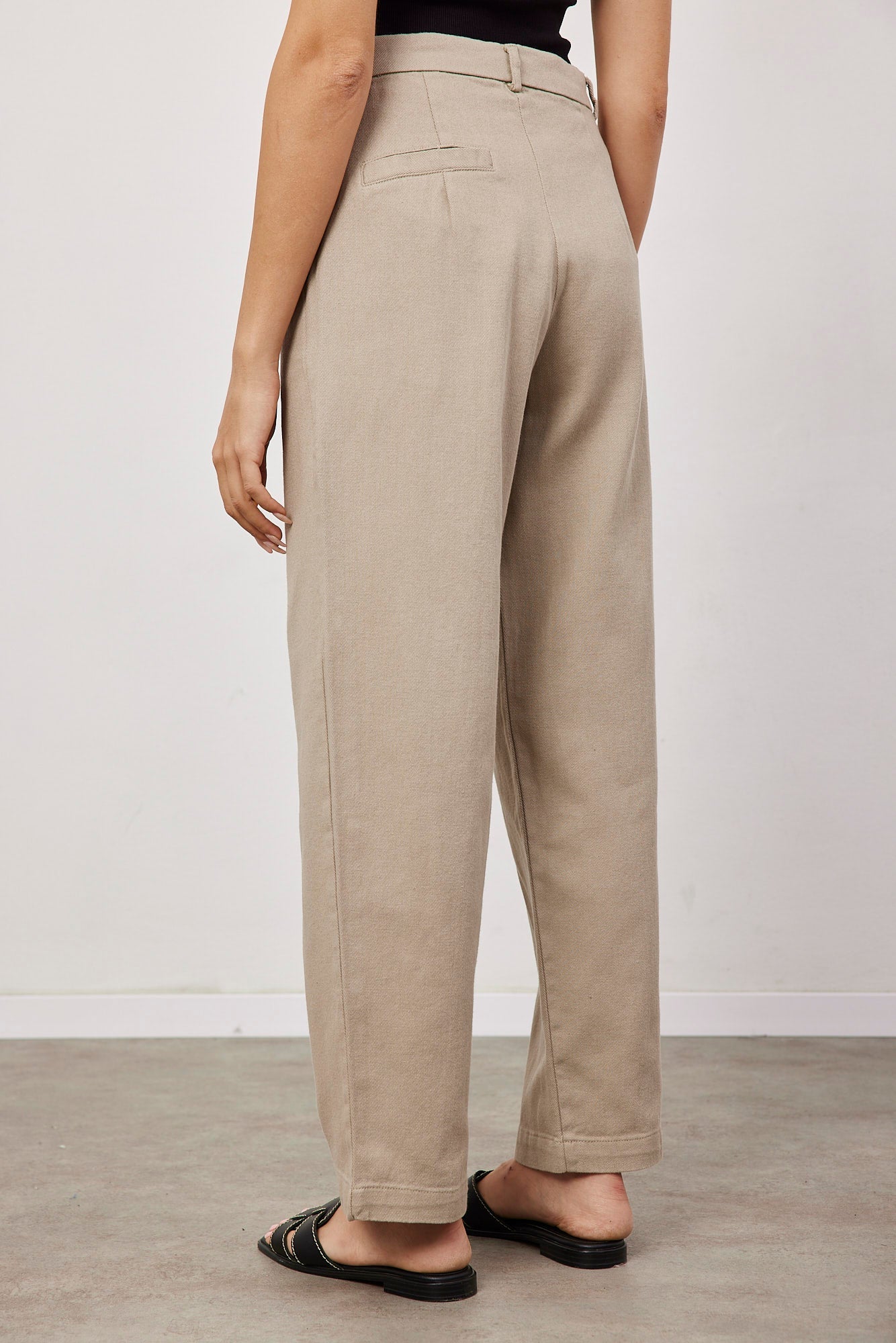 מכנסי דריל מחויטים עם כיס - ITAY BRANDS