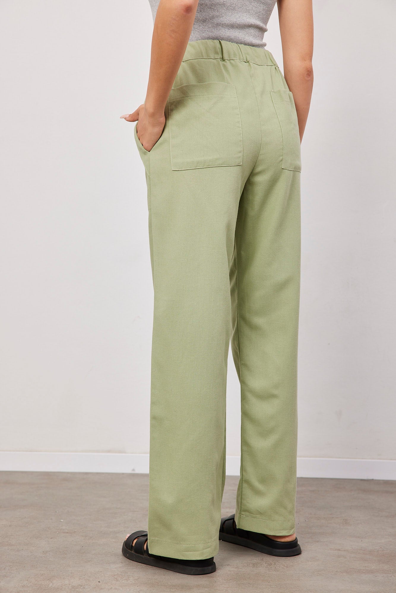 מכנסיים במראה פשתן עם קשירה - ITAY BRANDS