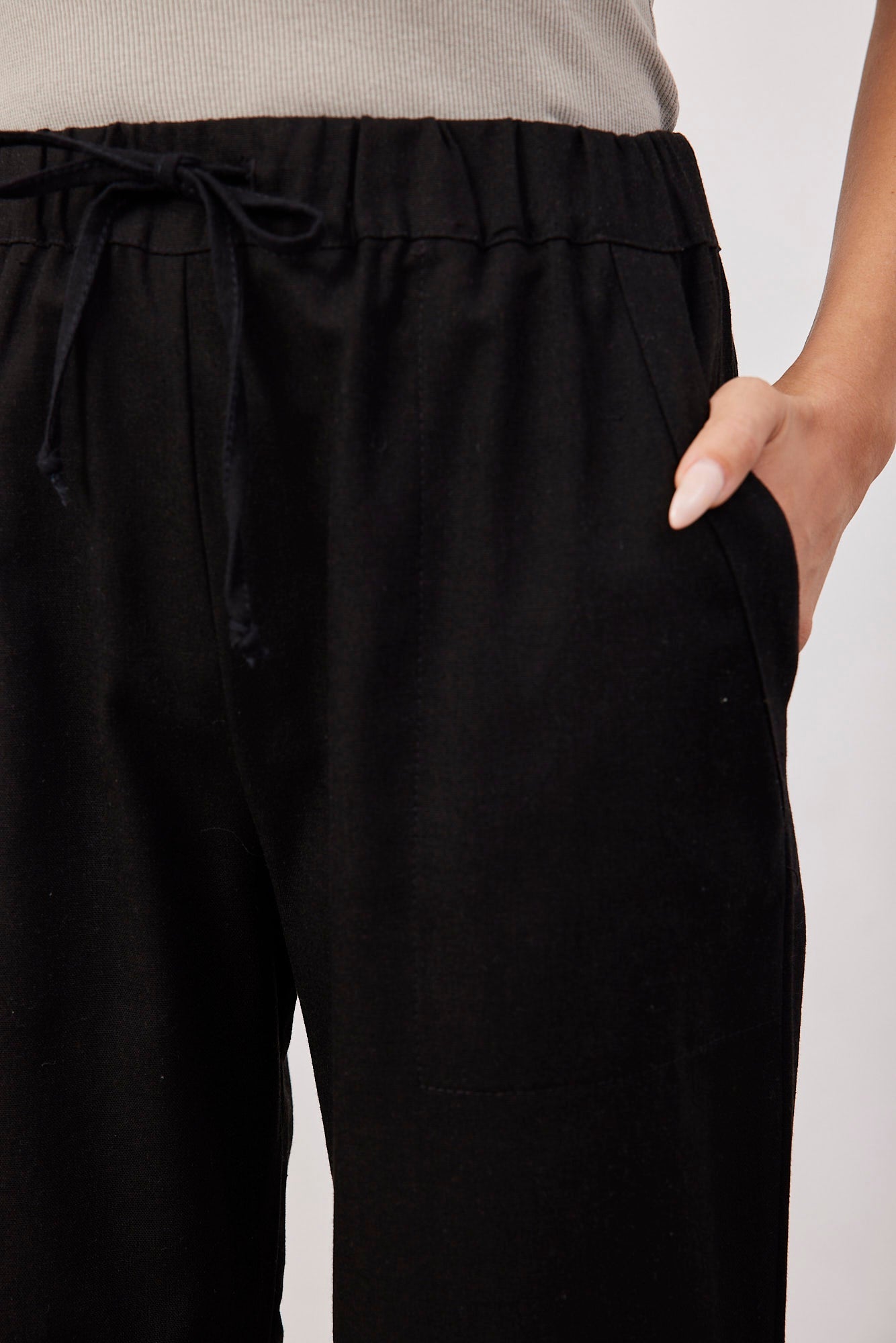 מכנסיים במראה פשתן עם קשירה - ITAY BRANDS