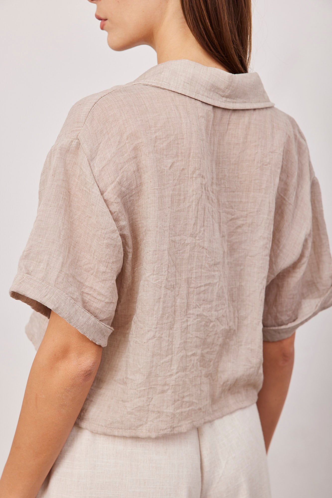 חולצת קרופ שקפקפה מכופתרת - ITAY BRANDS