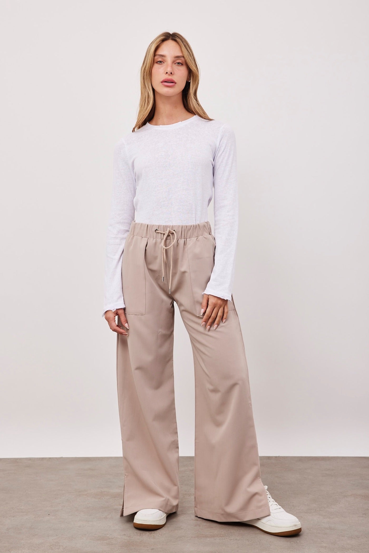 מכנסיים מבד מחויט עם גומי במותן - ITAY BRANDS