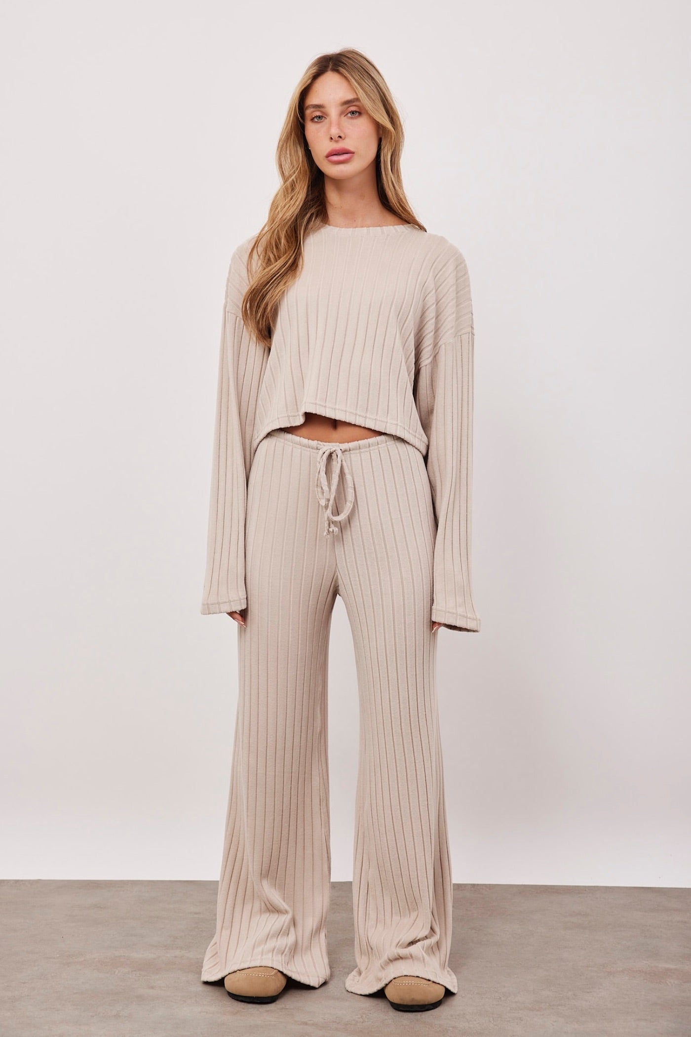 חליפה מבד רך בטקסטורת פסים - ITAY BRANDS