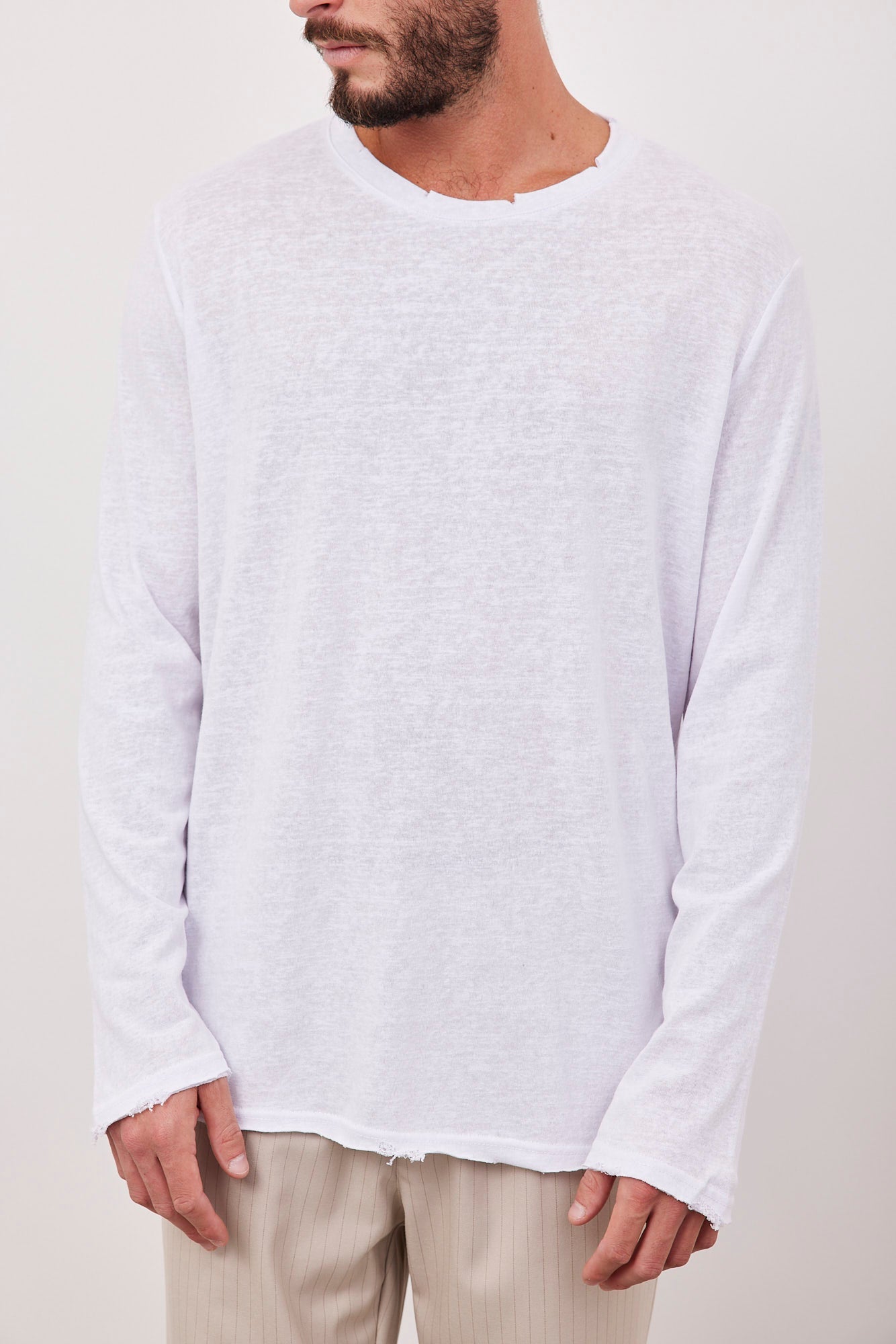 חולצה ארוכה בגימור קרעים - ITAY BRANDS