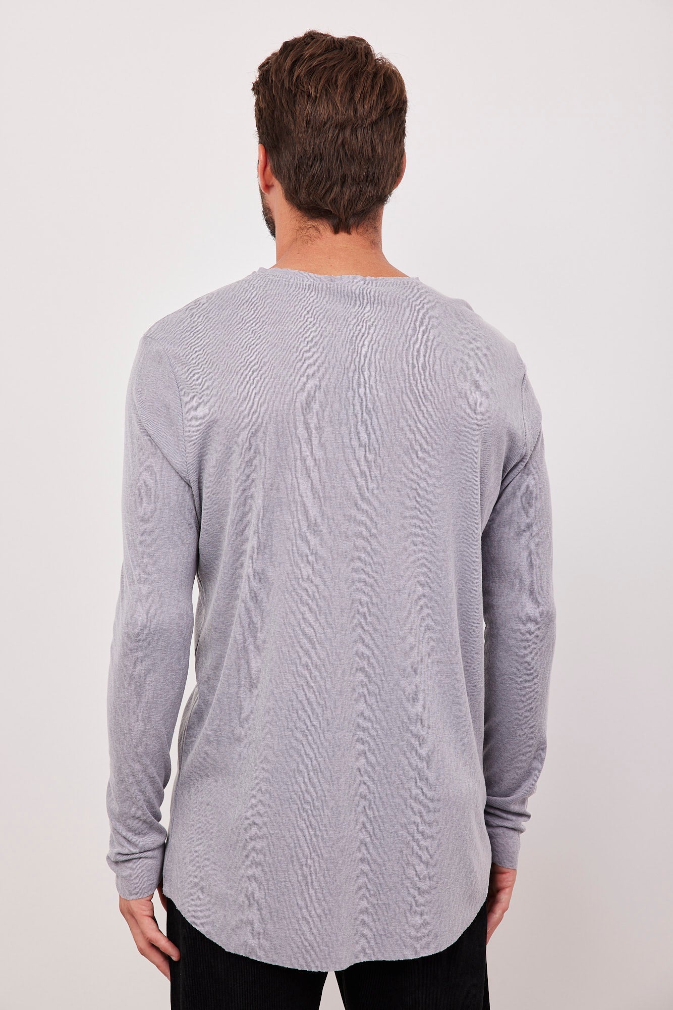 חולצה עם סיומת גזורה בשילוב כפתורים - ITAY BRANDS