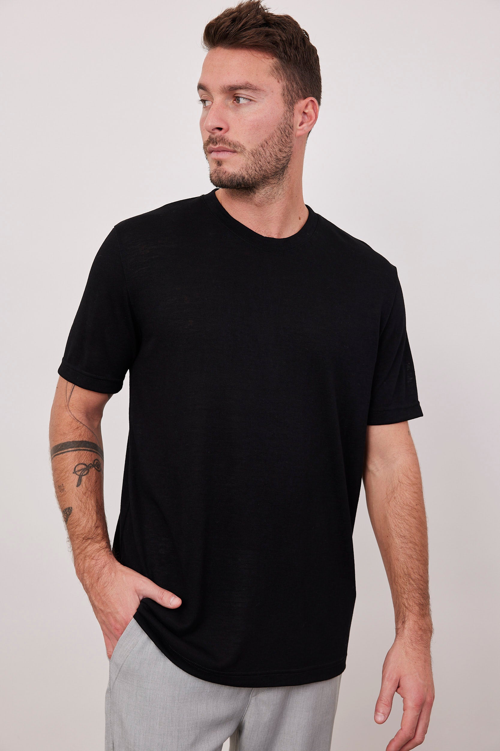 חולצת סלאב במראה פשתן