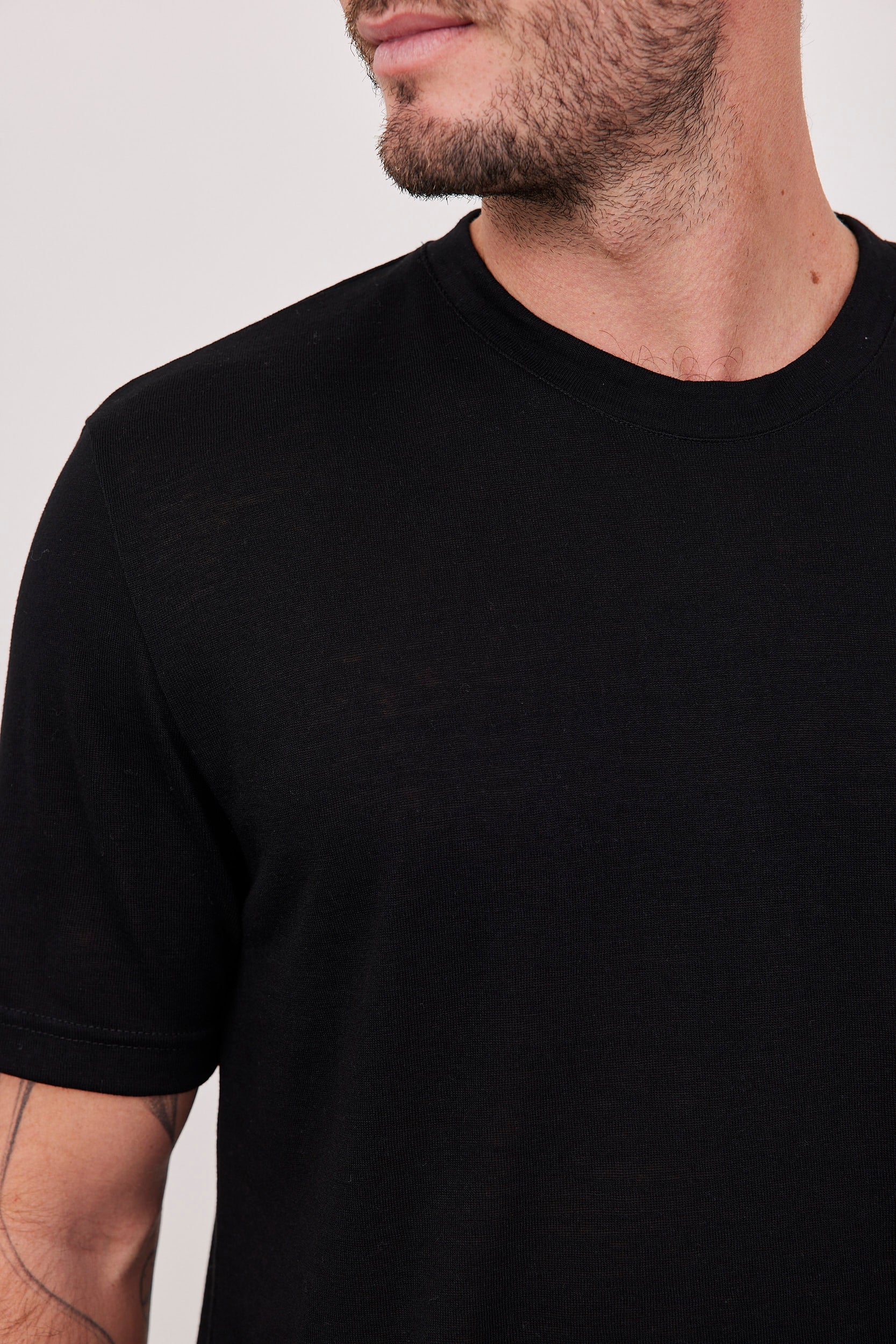 חולצת סלאב במראה פשתן