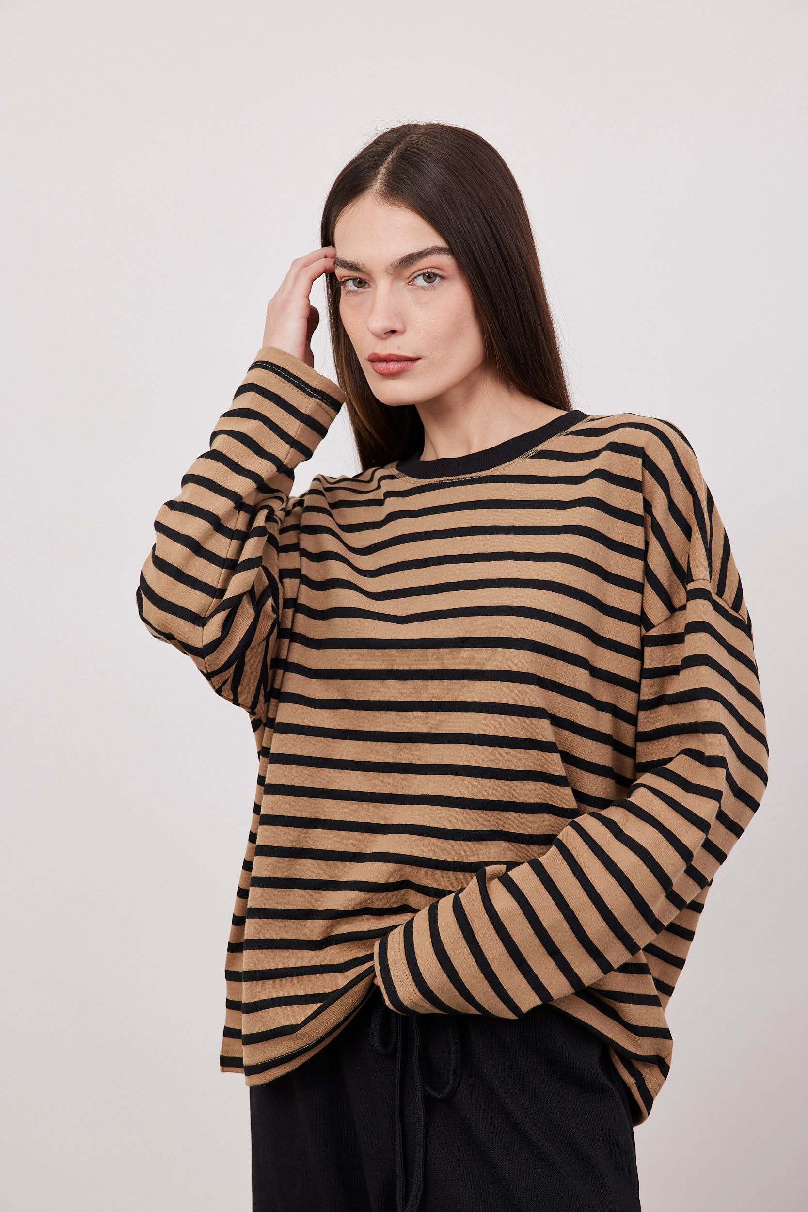 חולצת פסים ארוכה אוברסייז