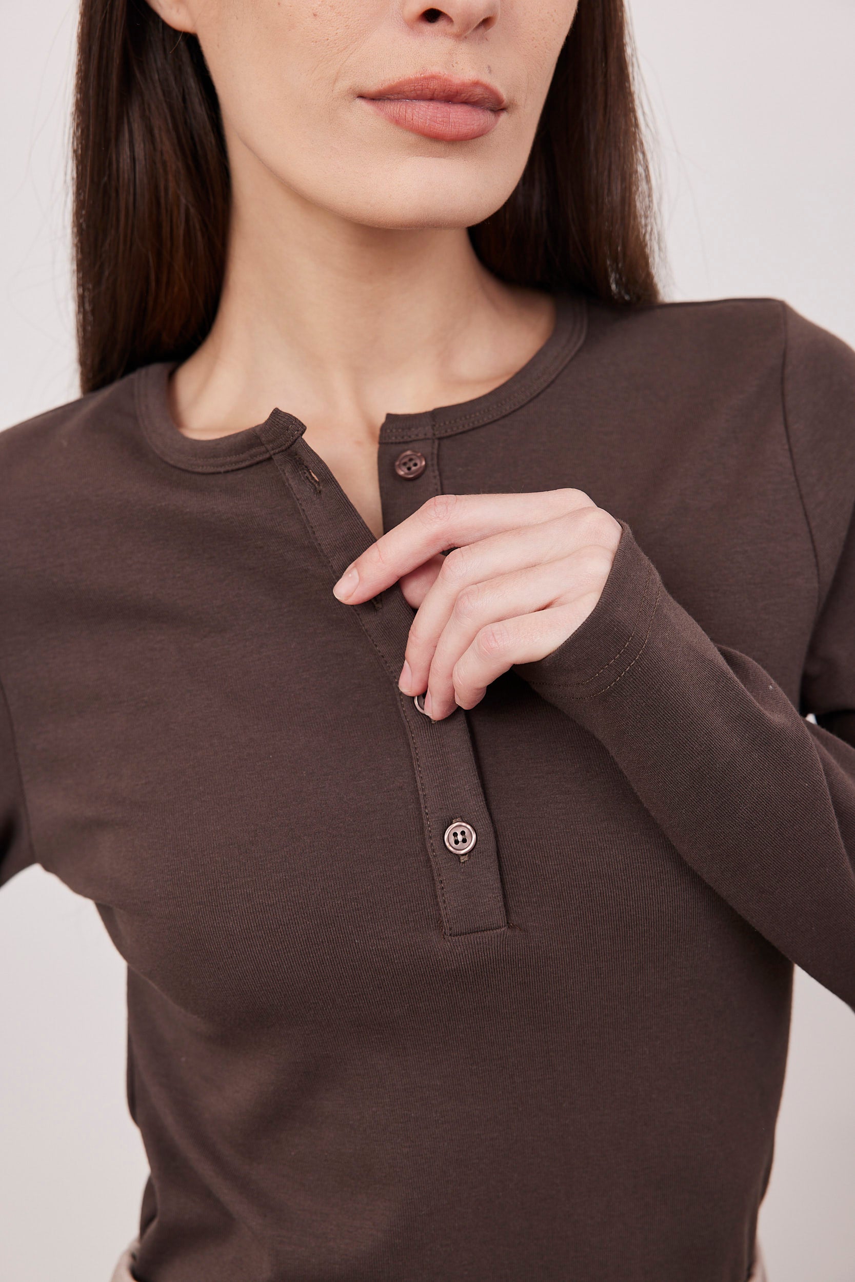 חולצת צווארון כפתורים ארוכה