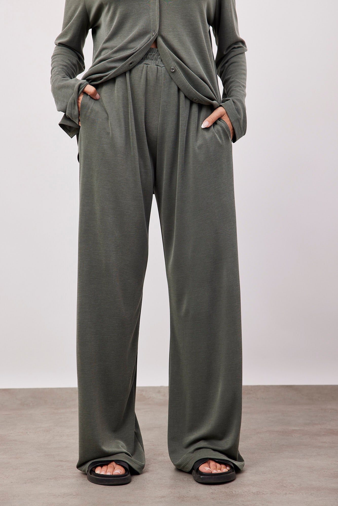 חליפה ארוכה מבד מודל - ITAY BRANDS