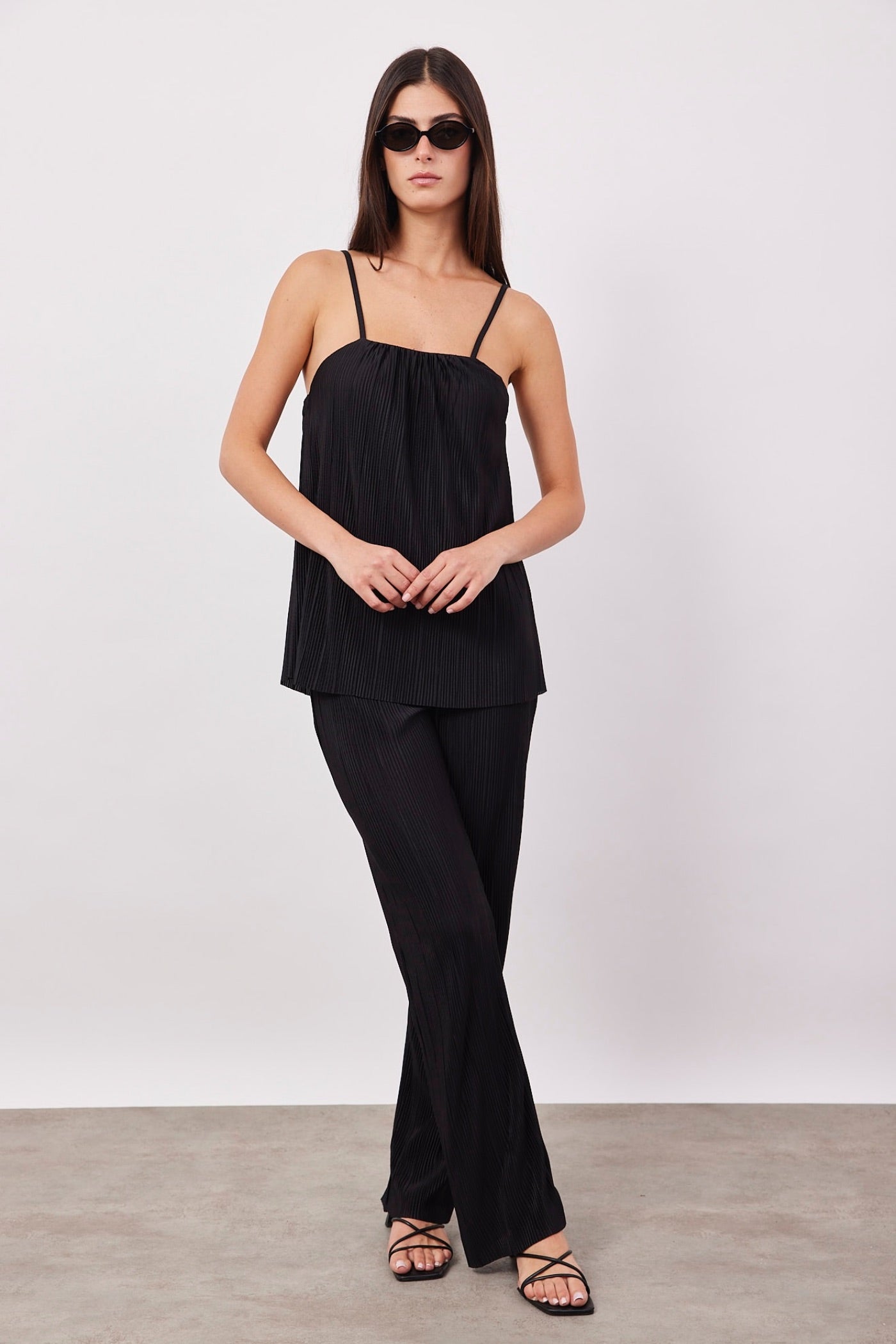 חליפת פליסה - ITAY BRANDS