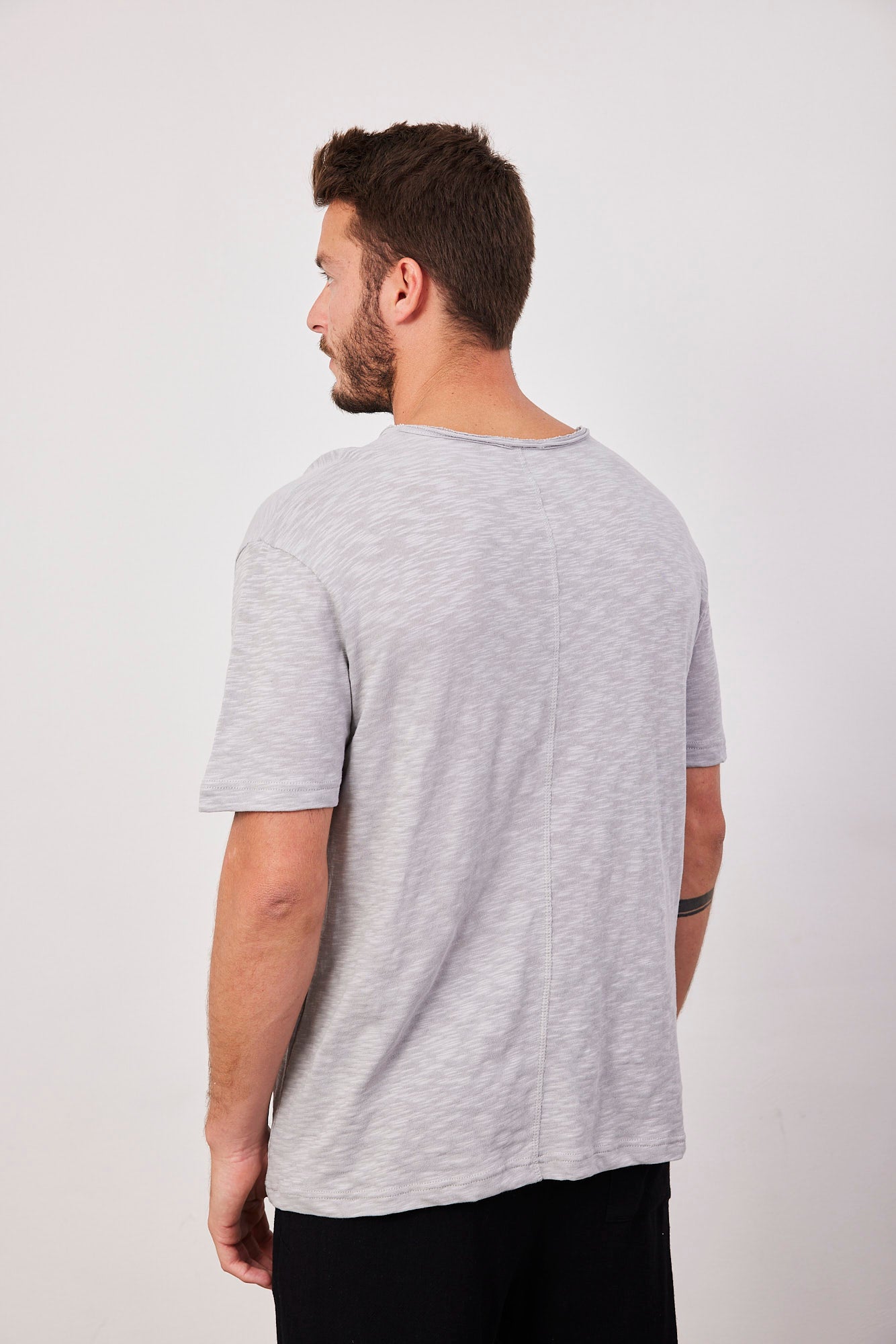 טי-שרט מלאנז׳ צווארון פרום - ITAY BRANDS