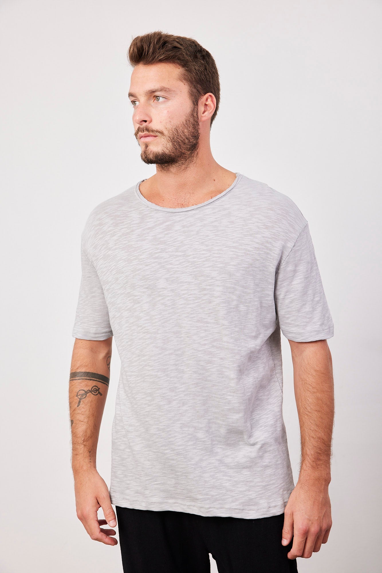 טי-שרט מלאנז׳ צווארון פרום - ITAY BRANDS