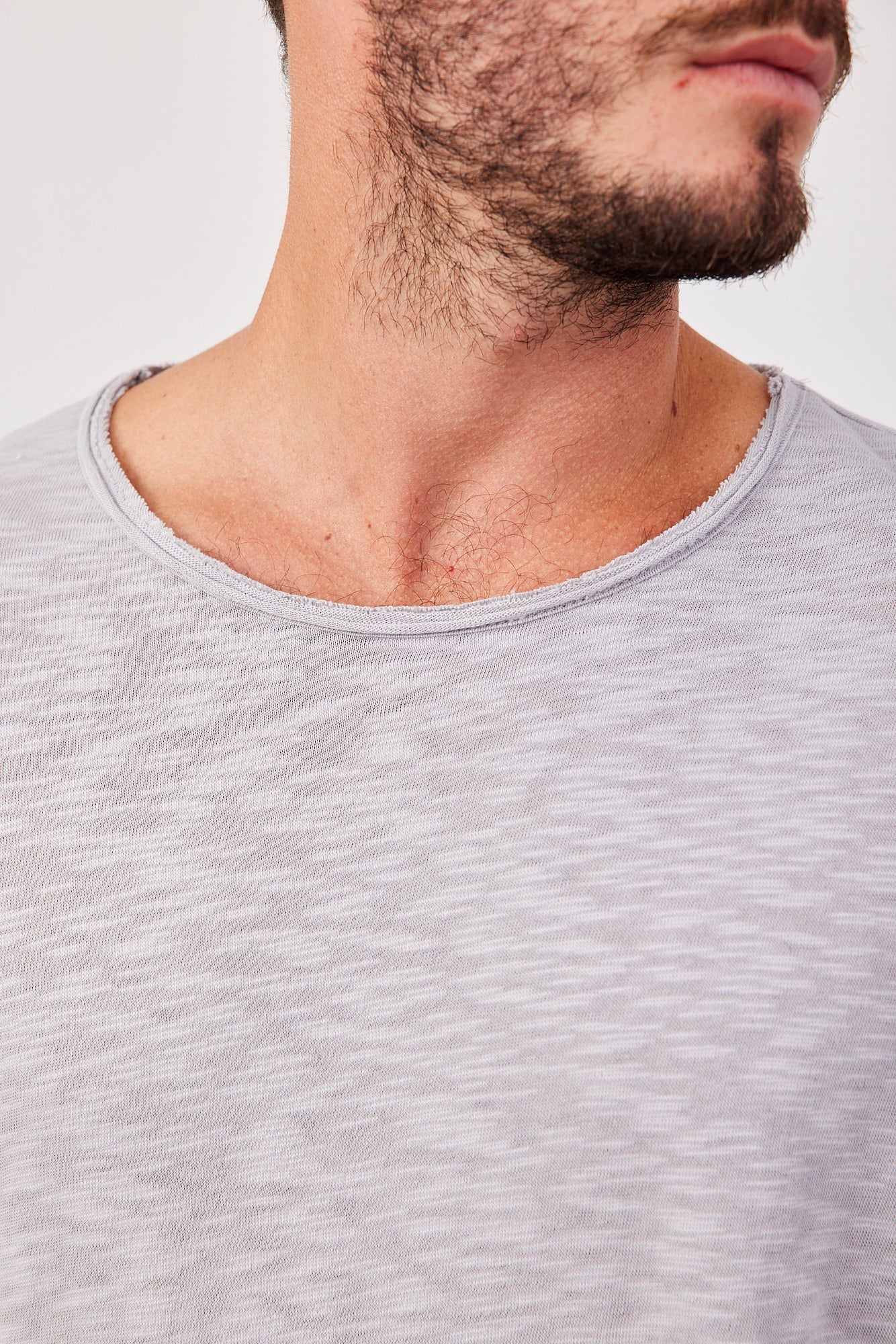 טי-שרט מלאנז׳ צווארון פרום - ITAY BRANDS