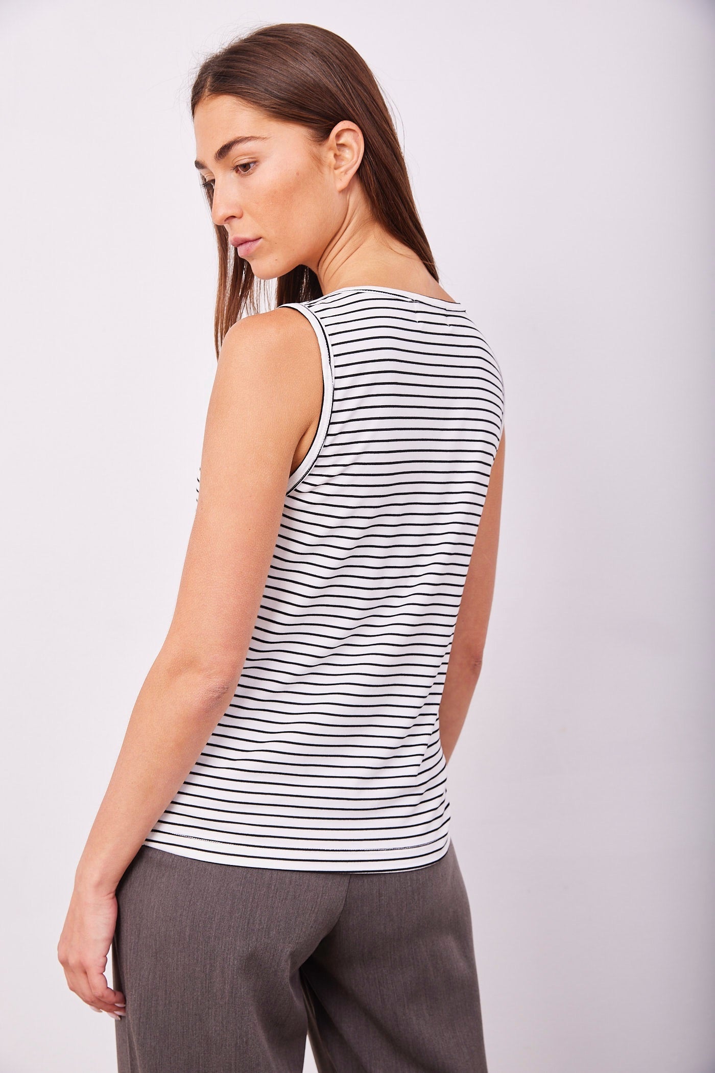 גופיית פסים במפתח עגול - ITAY BRANDS