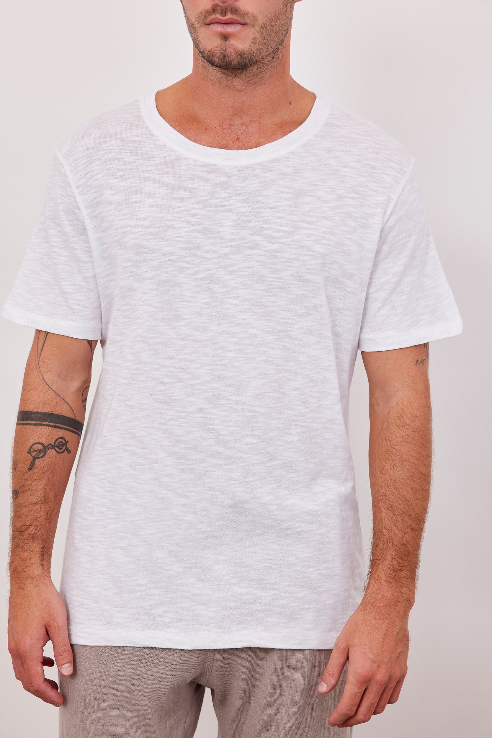 טי-שרט בטקסטורה