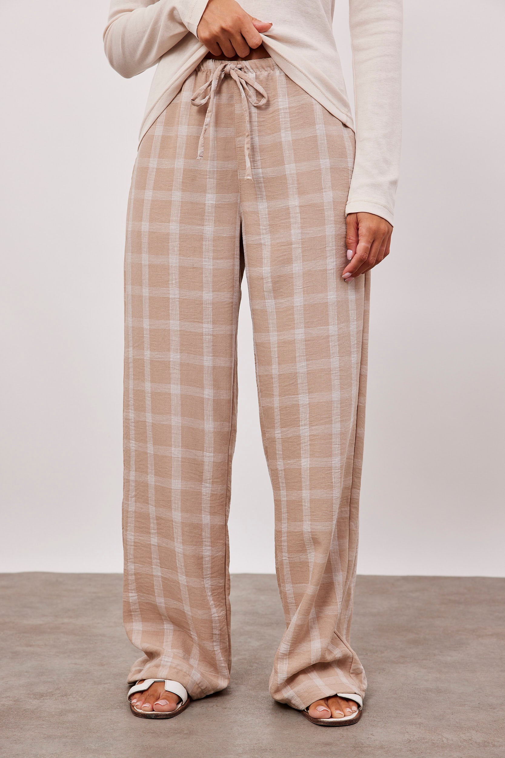 מכנסיים ארוכים בהדפס משבצות