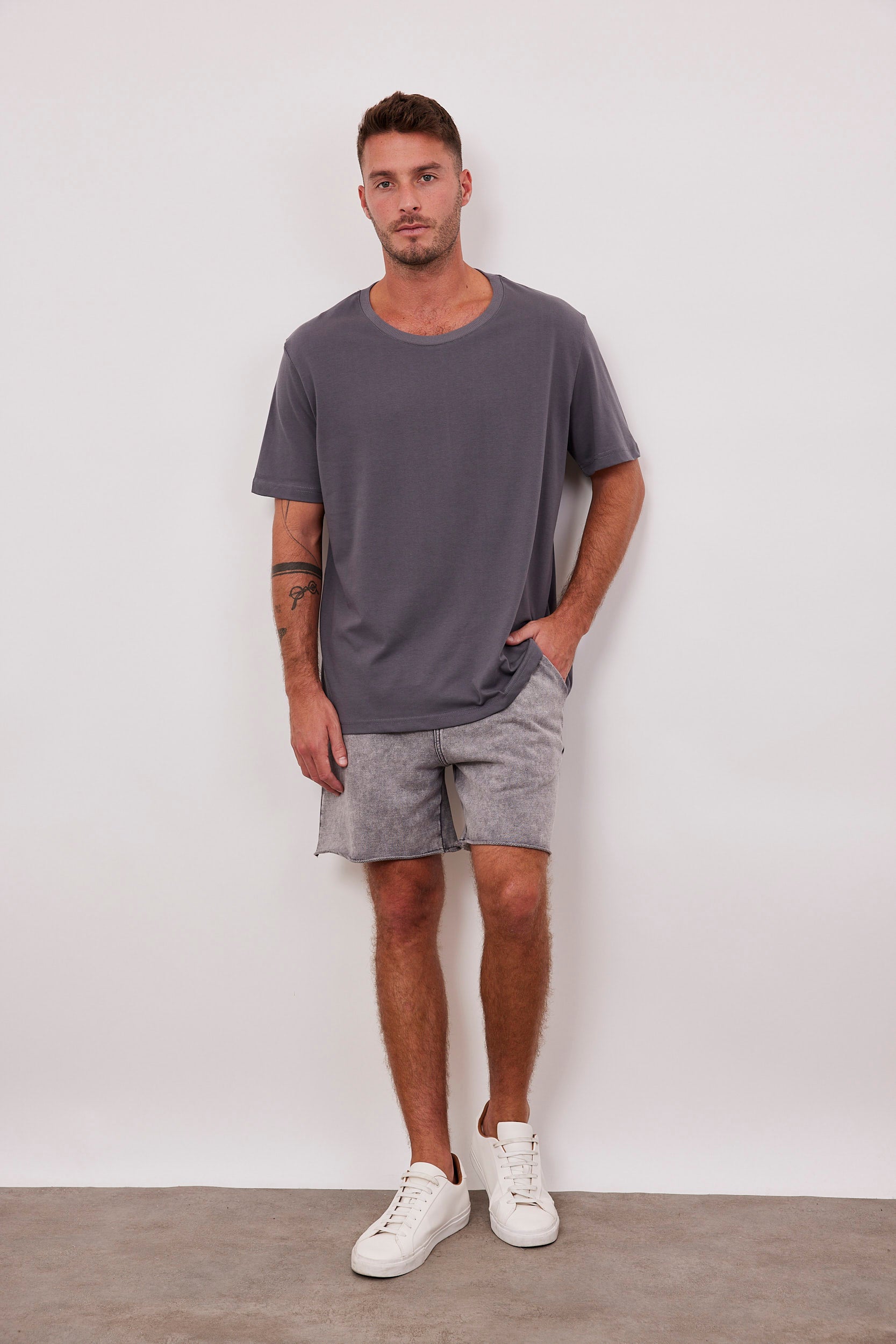 מכנסיים קצרים ווש