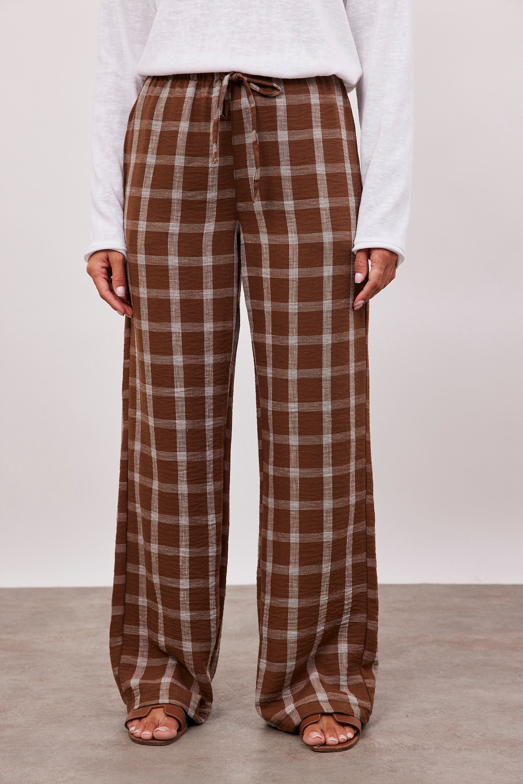 מכנסיים ארוכים בהדפס משבצות