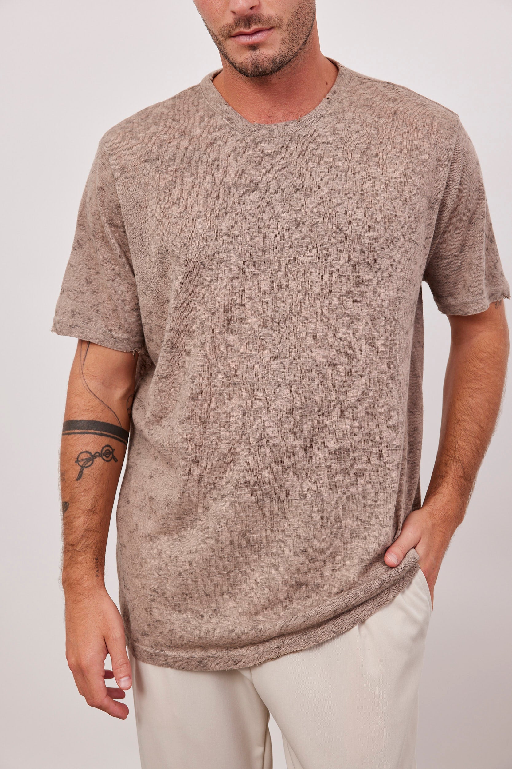 טישרט ווש בגימור פרום