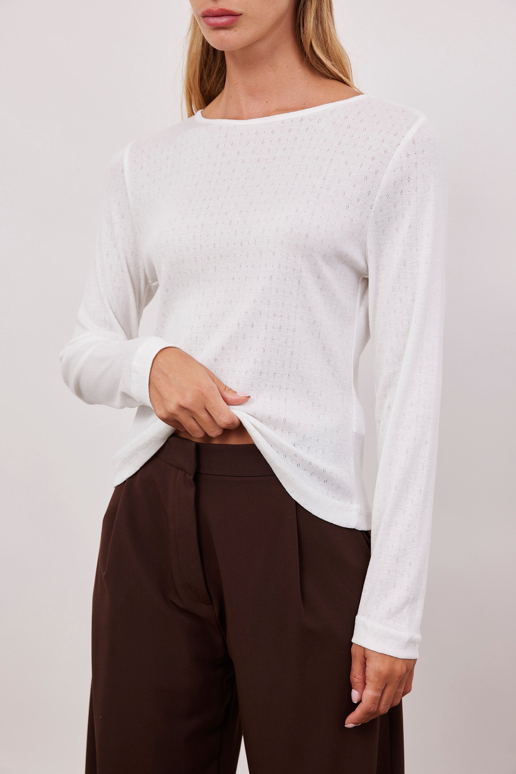 חולצת פוינטל ארוכה מפתח עגול