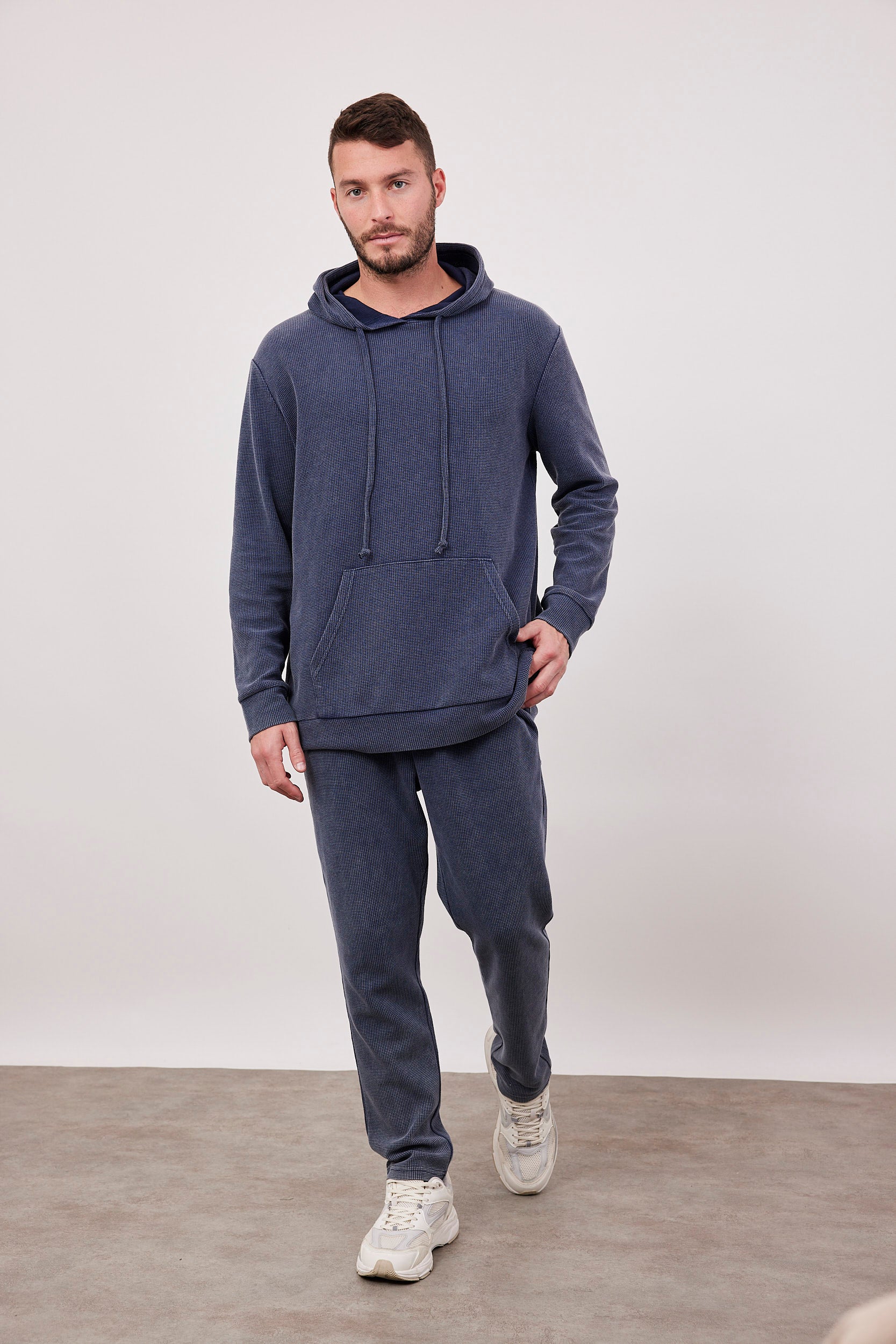 מכנס ארוך בטקסטורה עם גומי