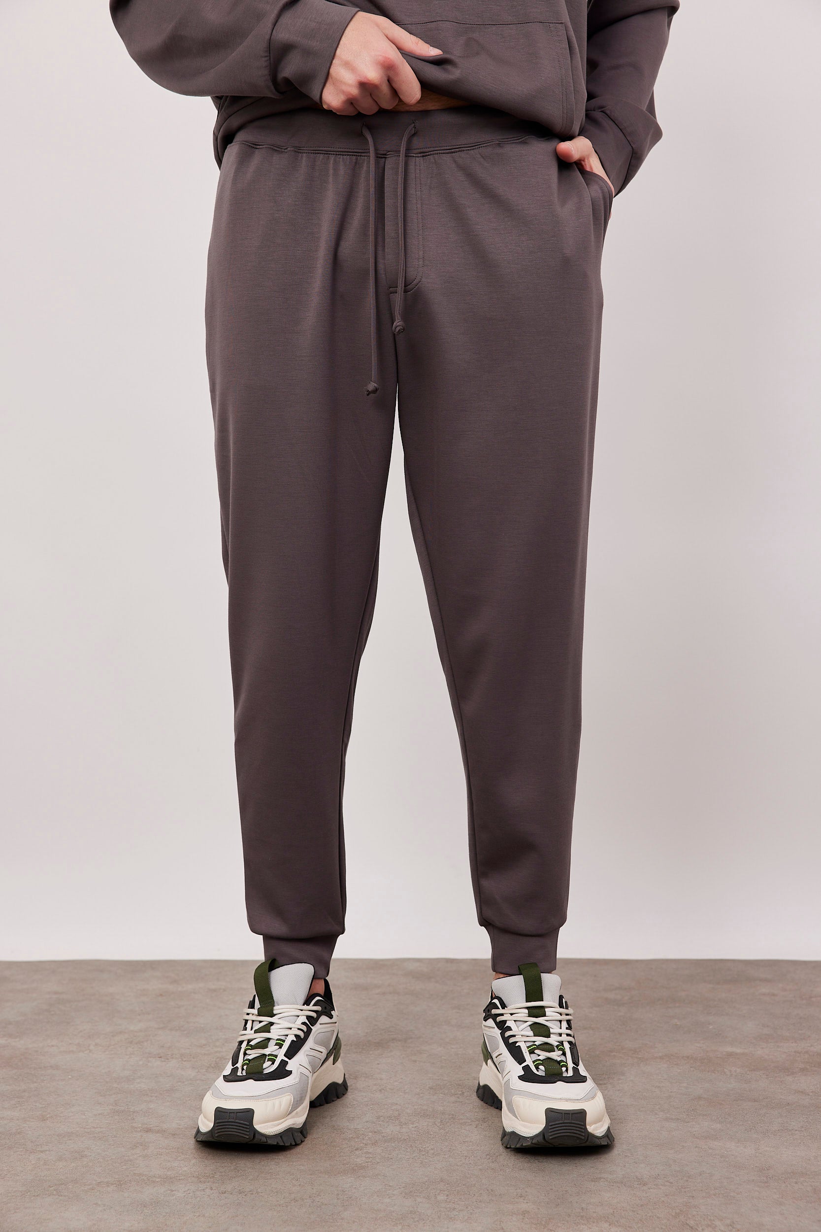 מכנסיים ארוכים עם סיומת מנגט