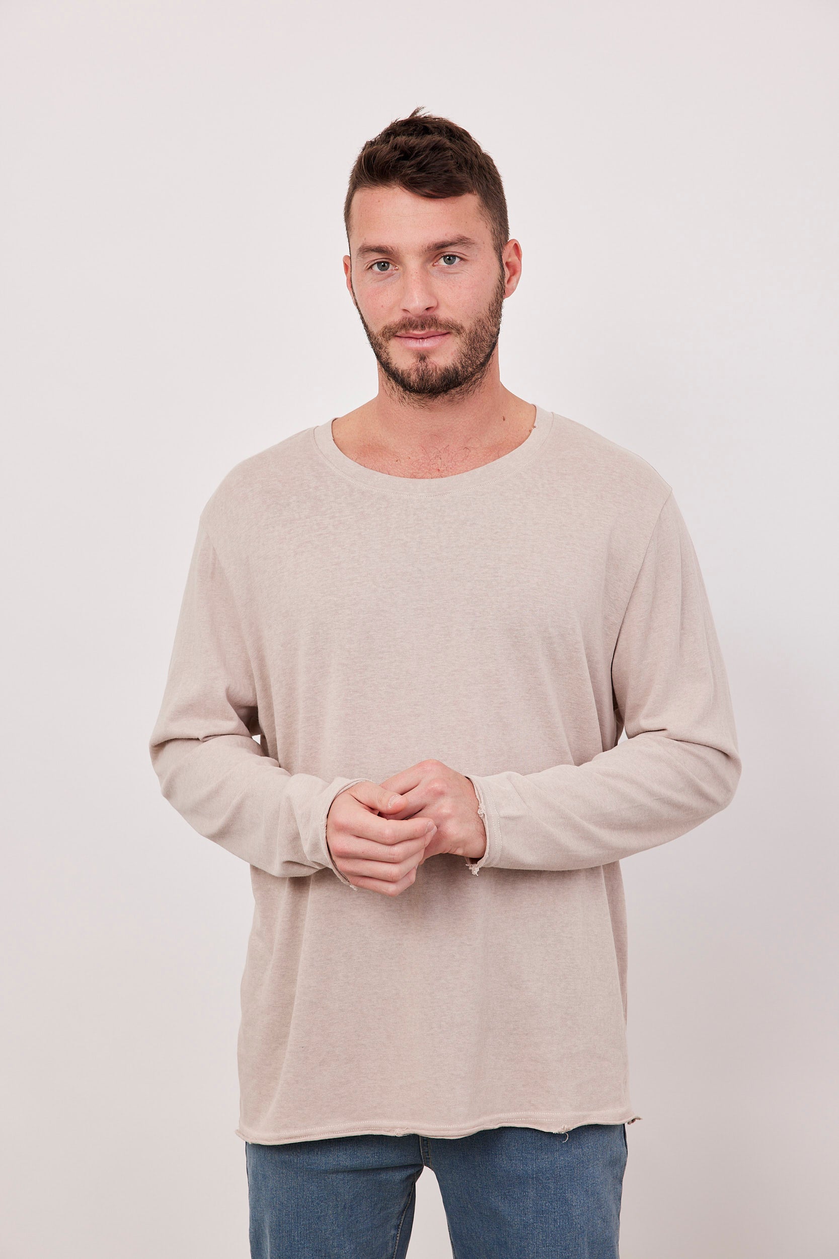 חולצה ארוכה סיומת ווש