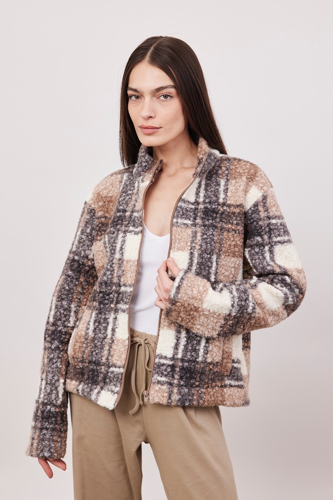 ג׳קט פרוותי משובץ