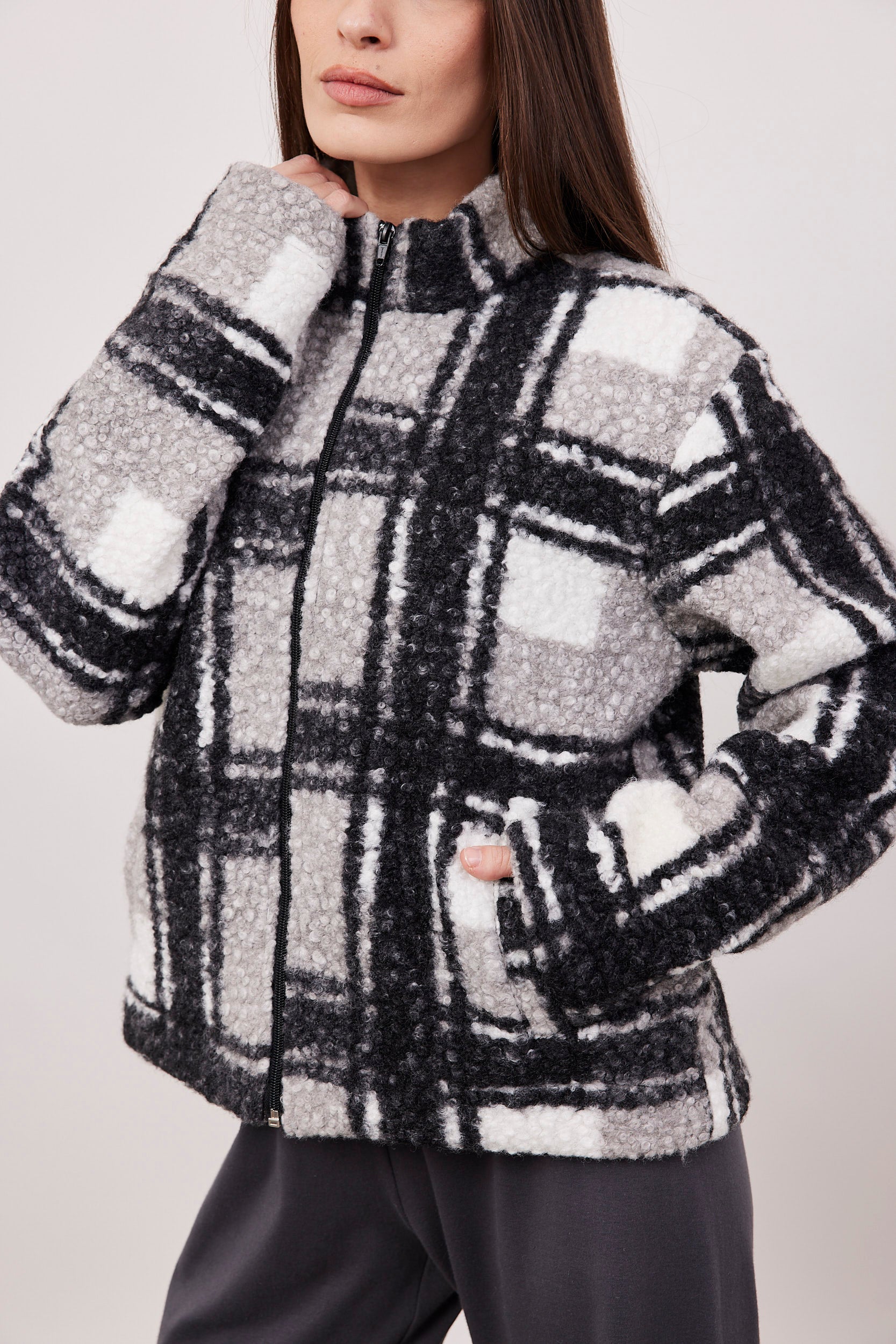 גקט פרוותי משובץ