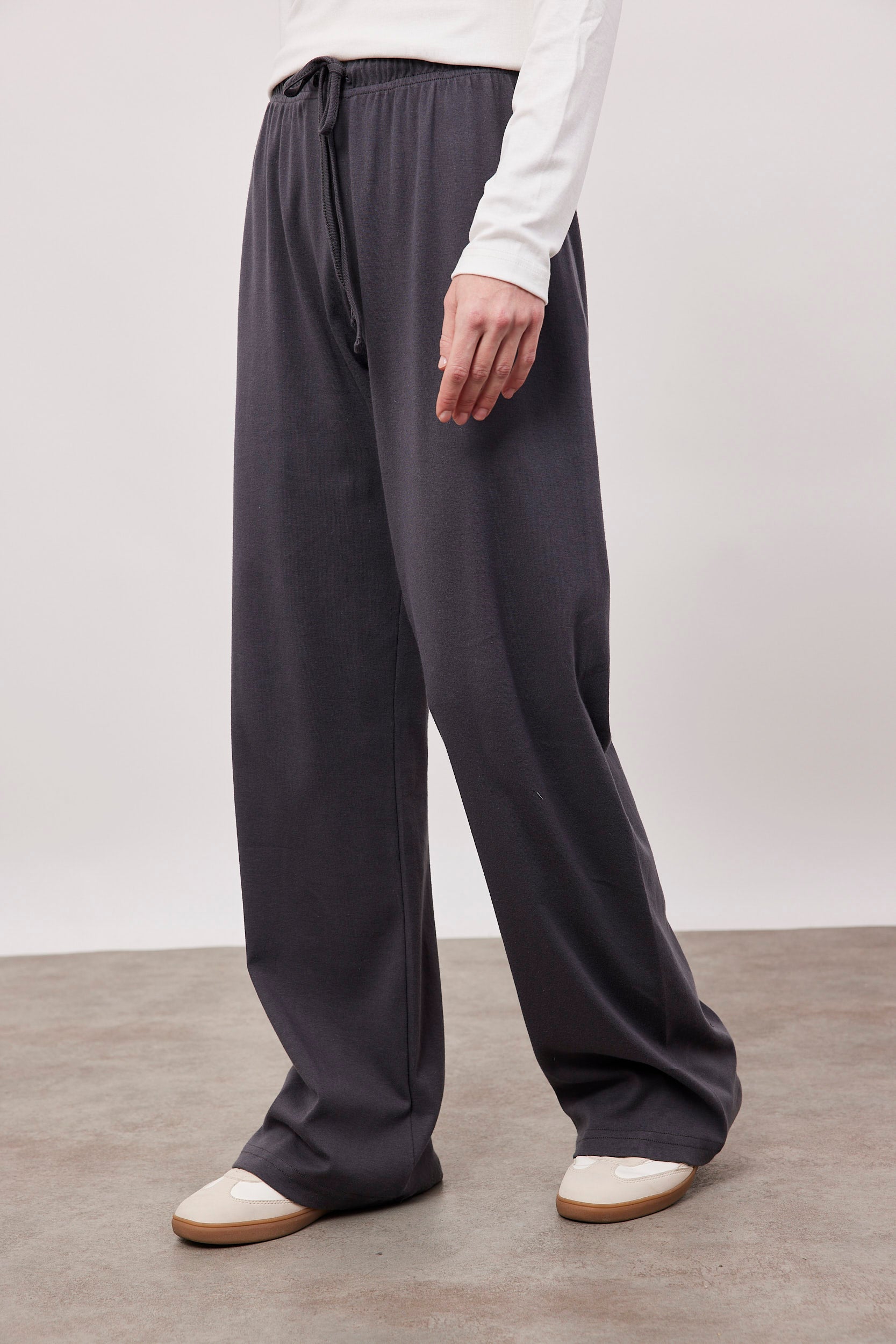 מכנסי גרזי ארוכים עם קשירה