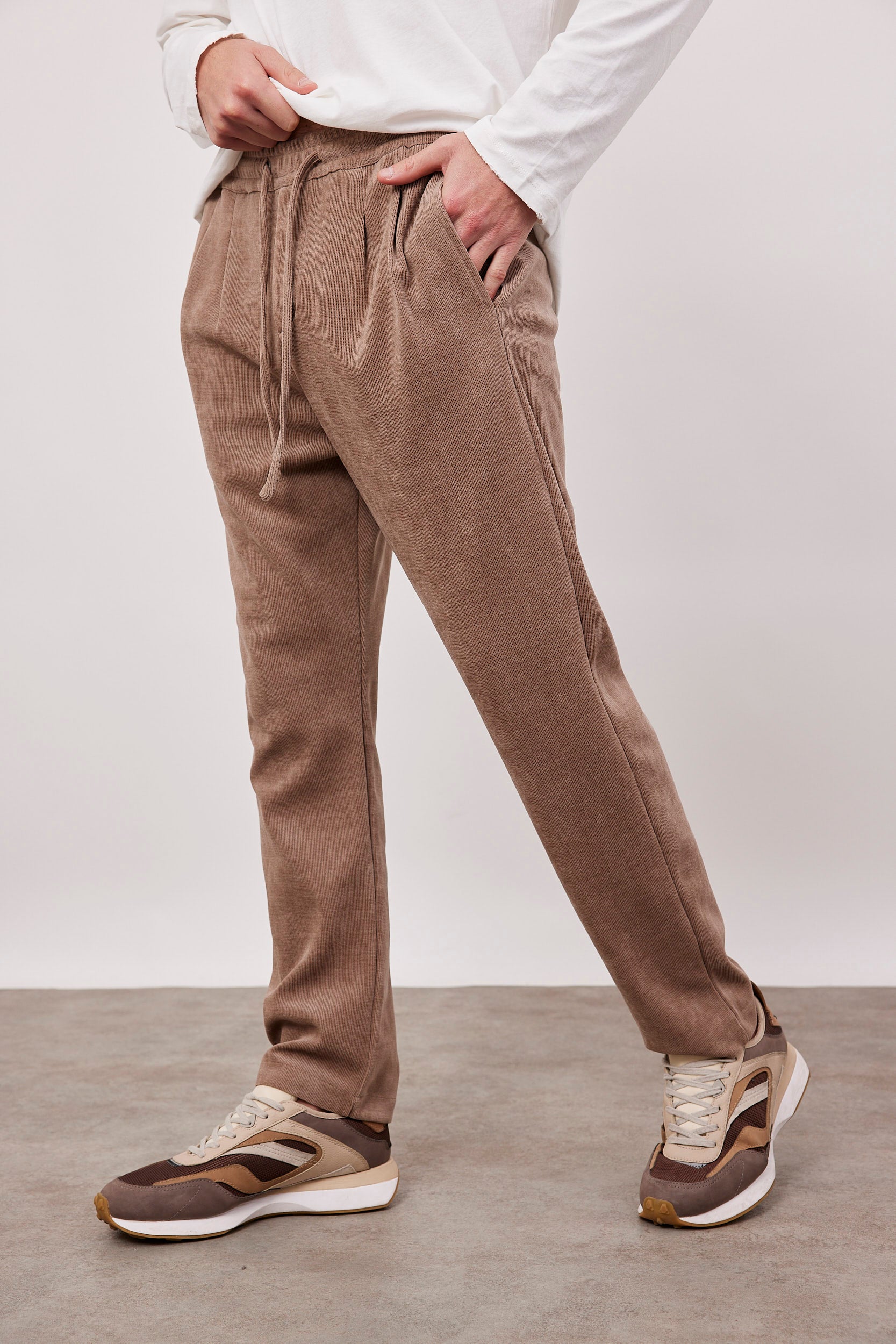 מכנסי קורדרוי ארוכים עם גומי