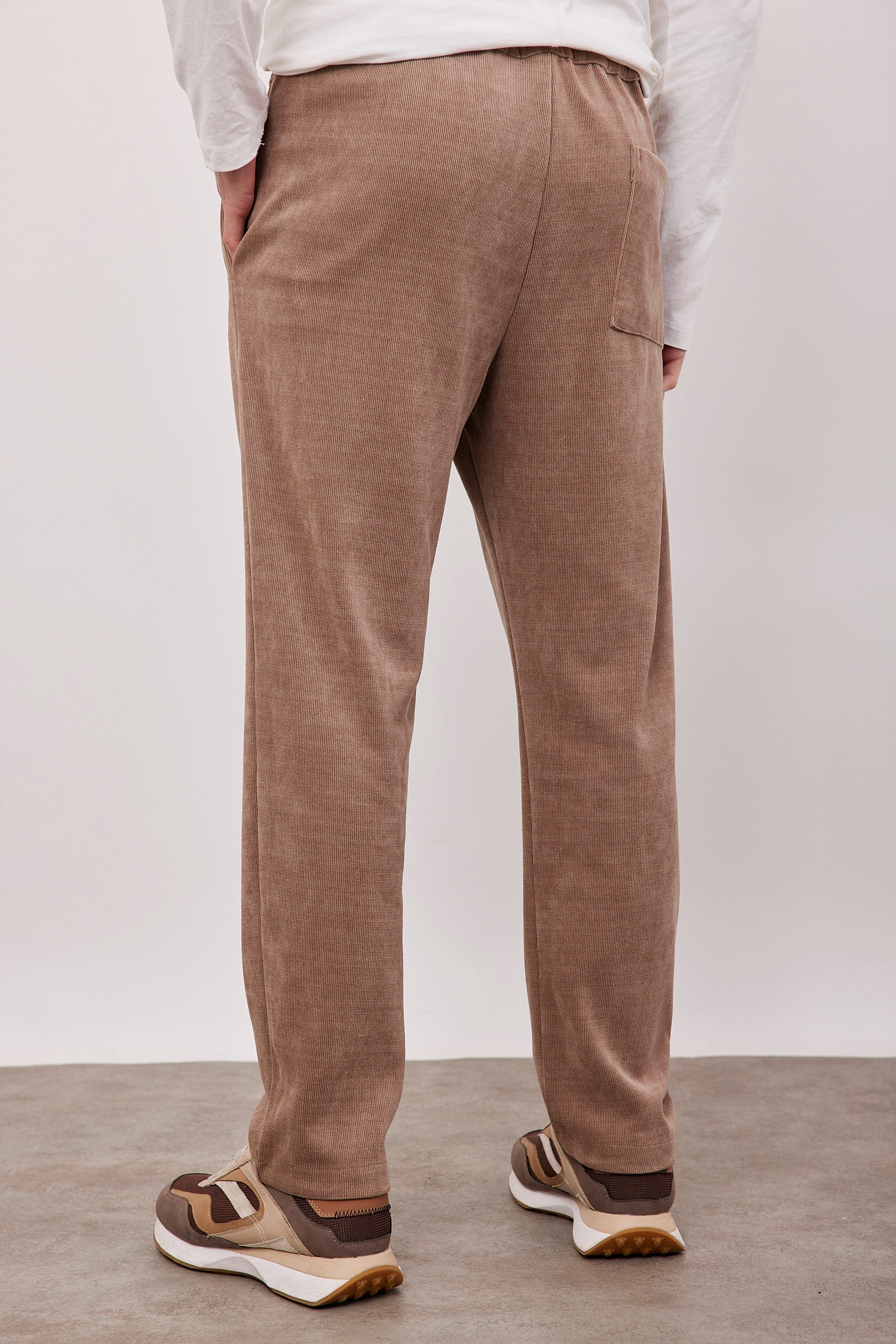 מכנסי קורדרוי ארוכים עם גומי