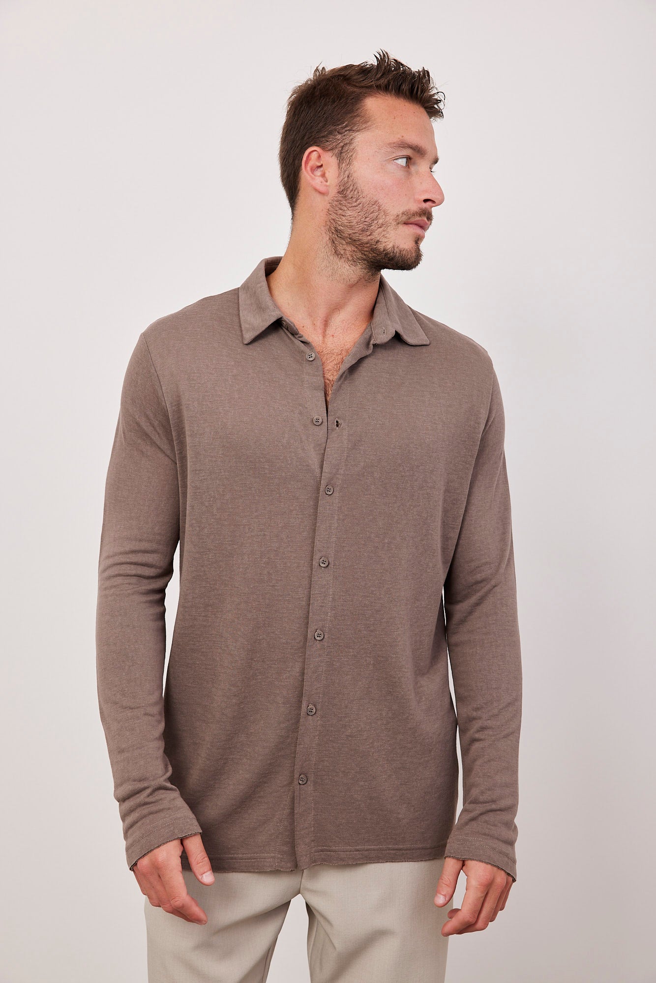 חולצה מכופתרת ארוכה במראה פשתן - ITAY BRANDS