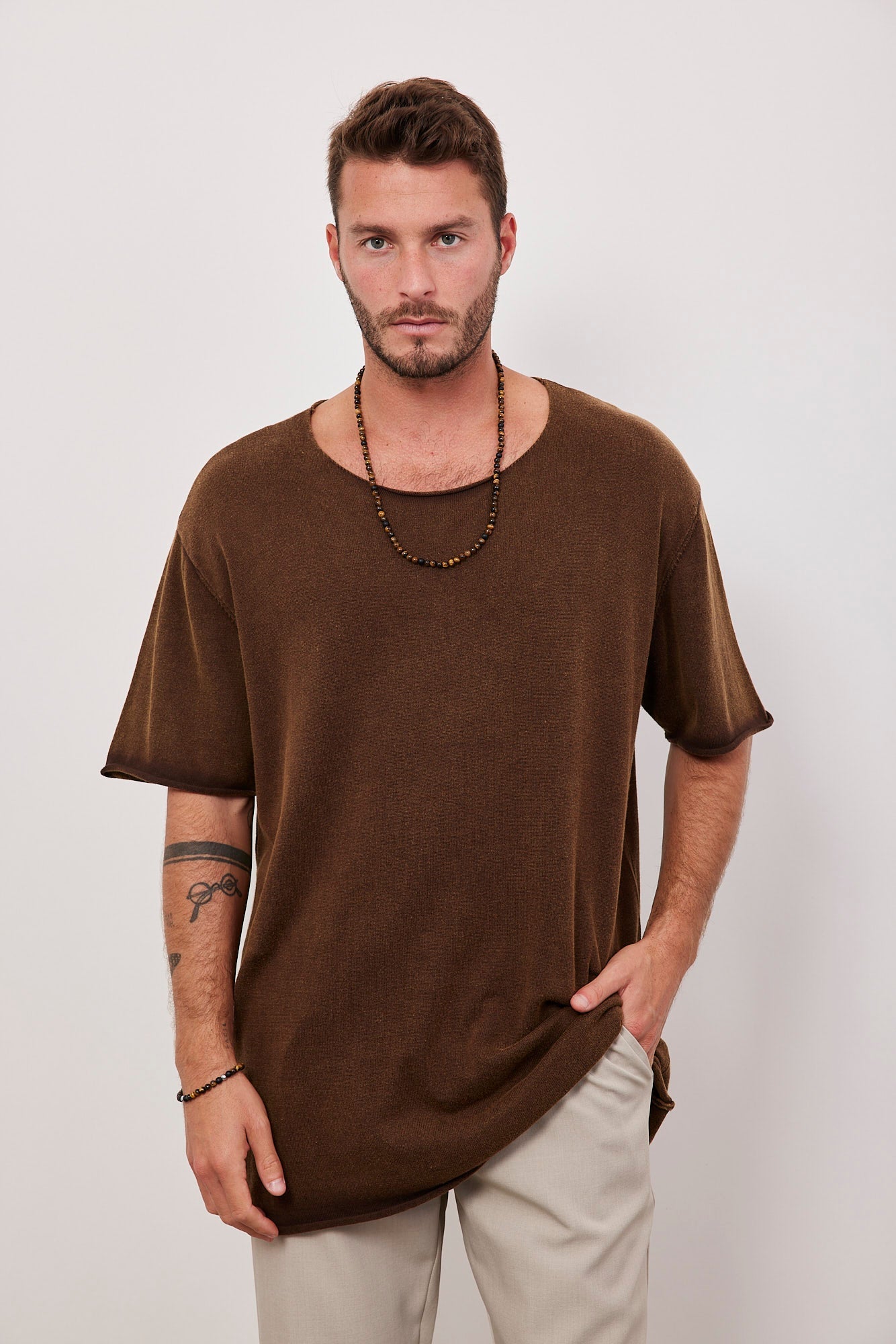 חולצת ווש רחבה בסיומת גזורה - ITAY BRANDS