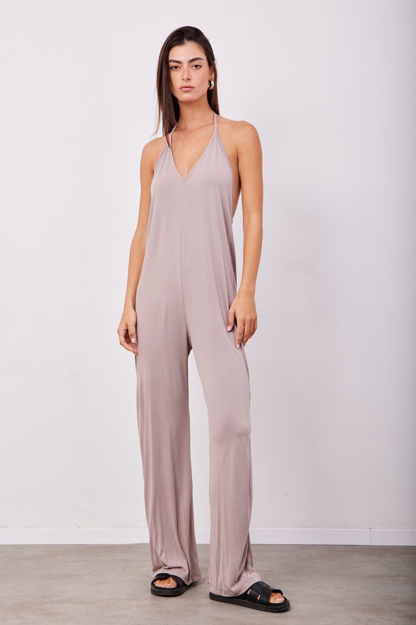 אוברול גב חשוף עם קשירה - ITAY BRANDS