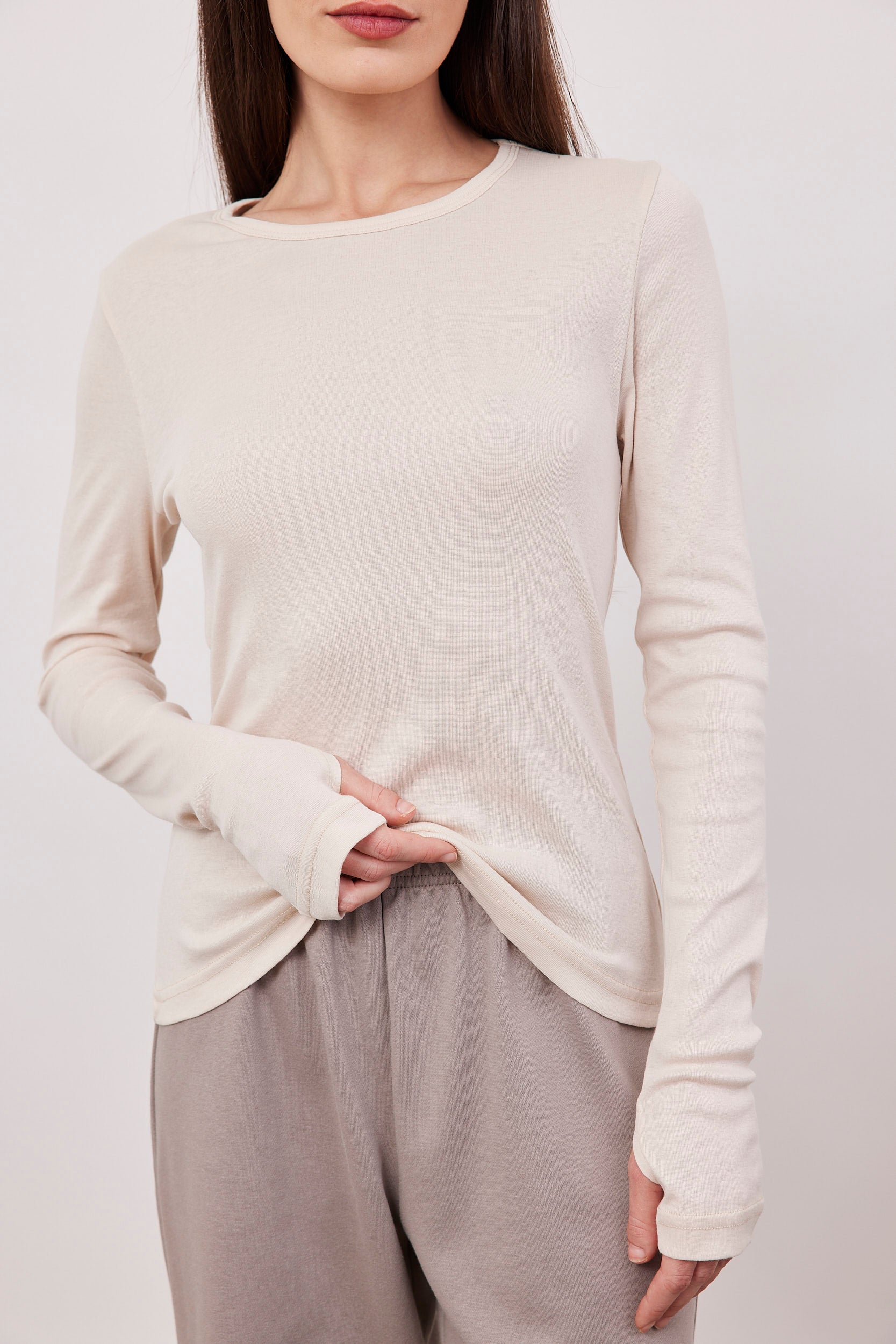 חולצה ארוכה עם שרוול כפפה