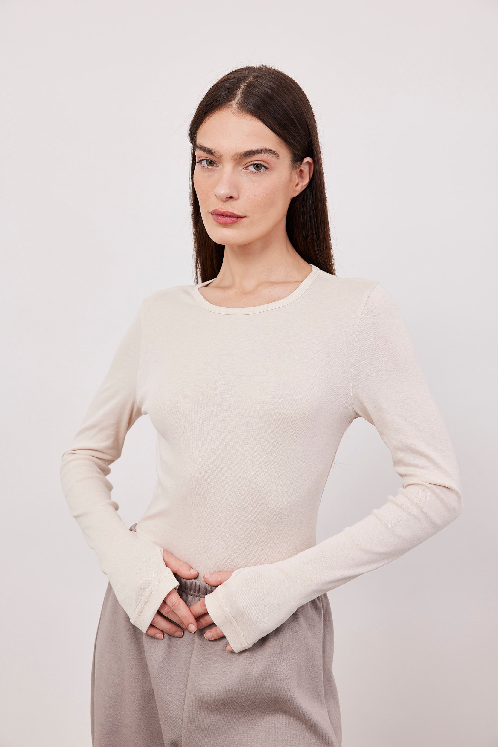 חולצה ארוכה עם שרוול כפפה