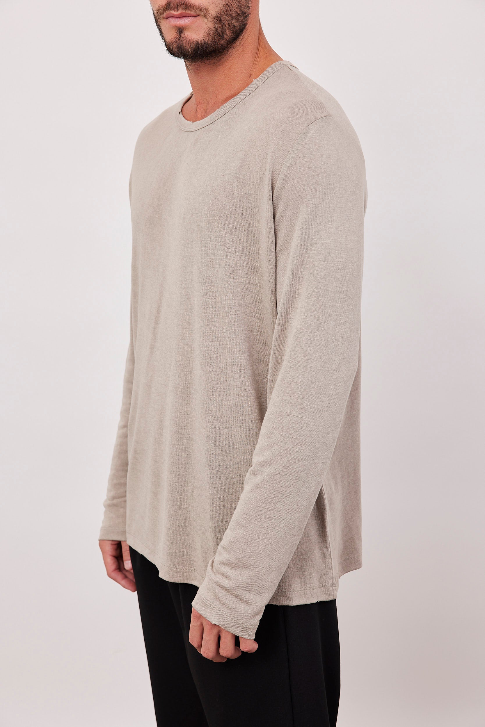 חולצת בייסיק בטקסטורה