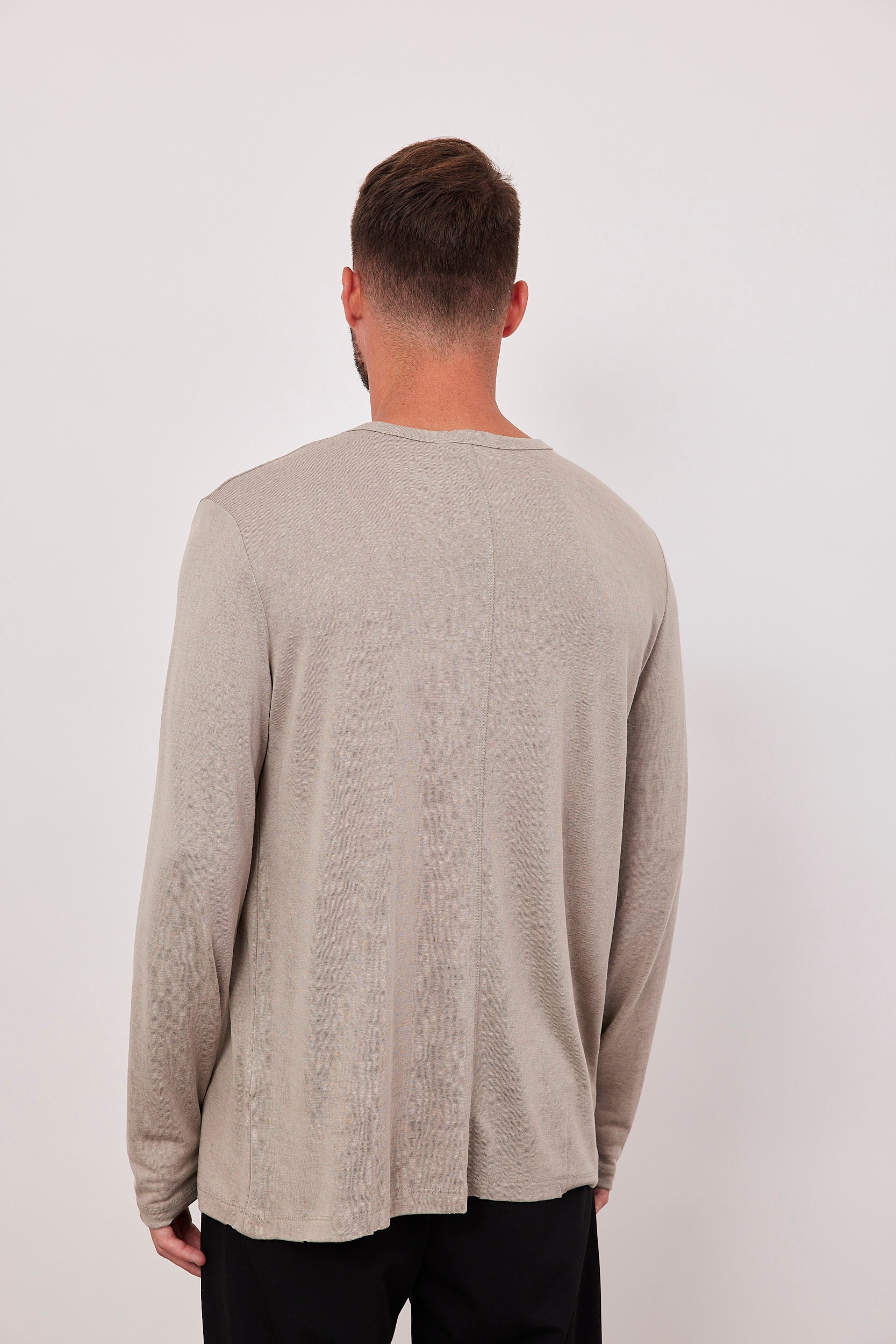 חולצת בייסיק בטקסטורה