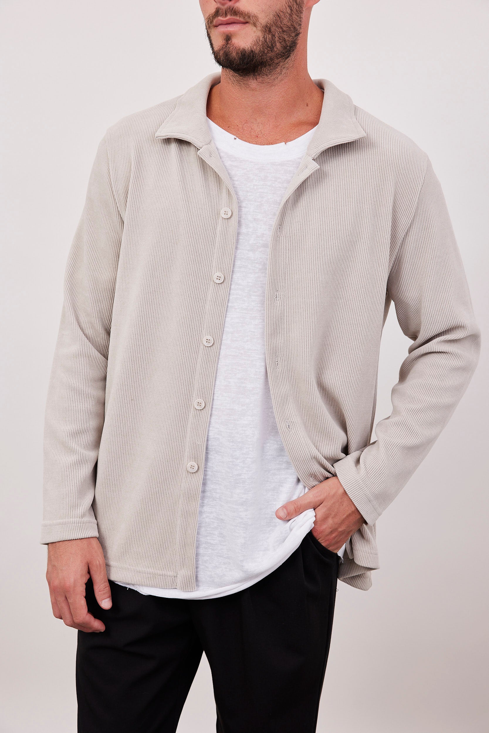 חולצת קורדרוי ארוכה מכופתרת